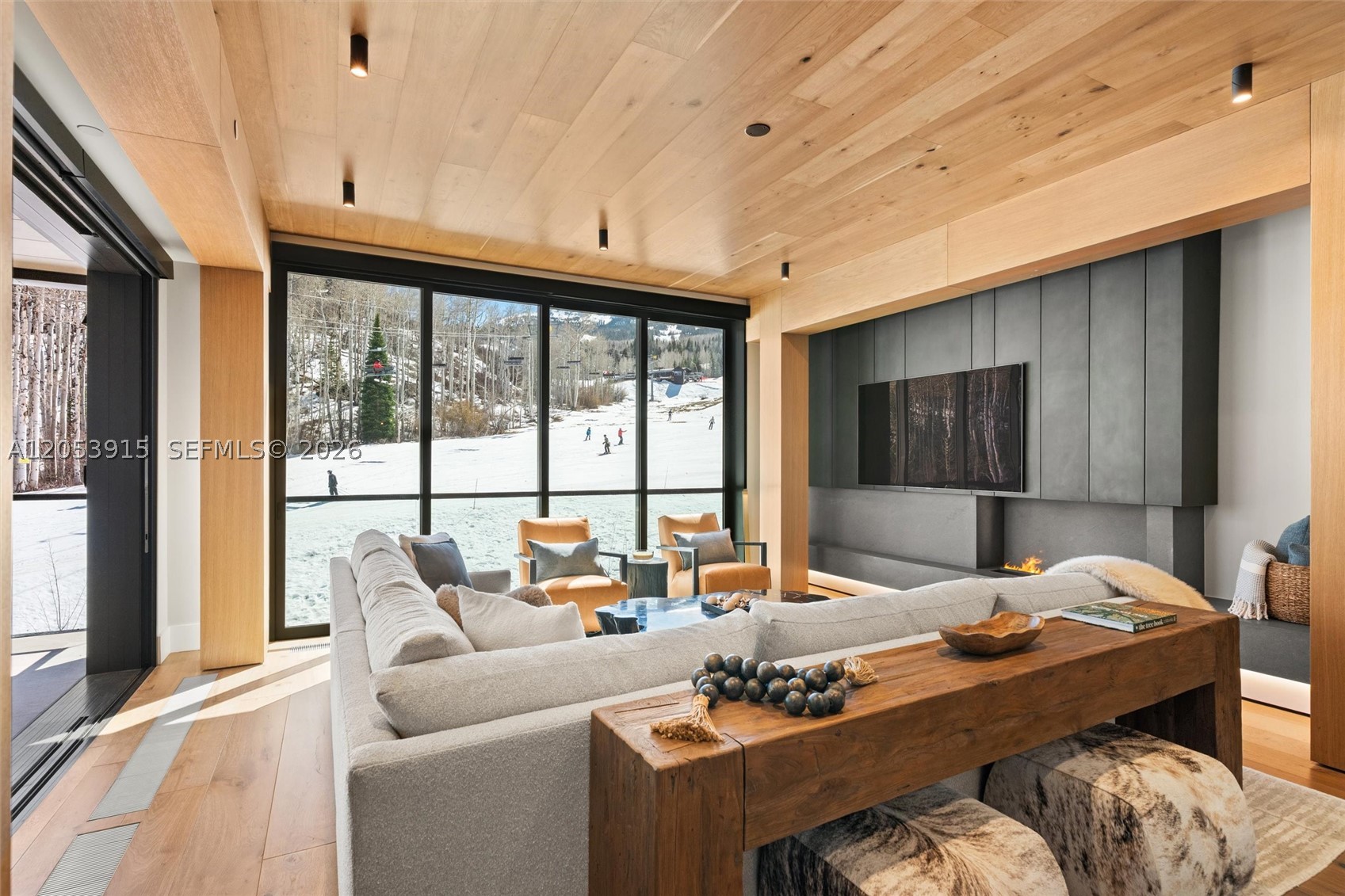 AURA - Residential
