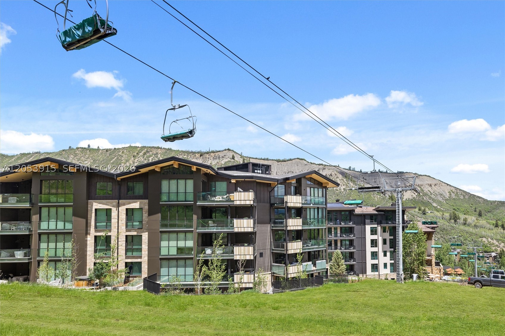 AURA - Residential