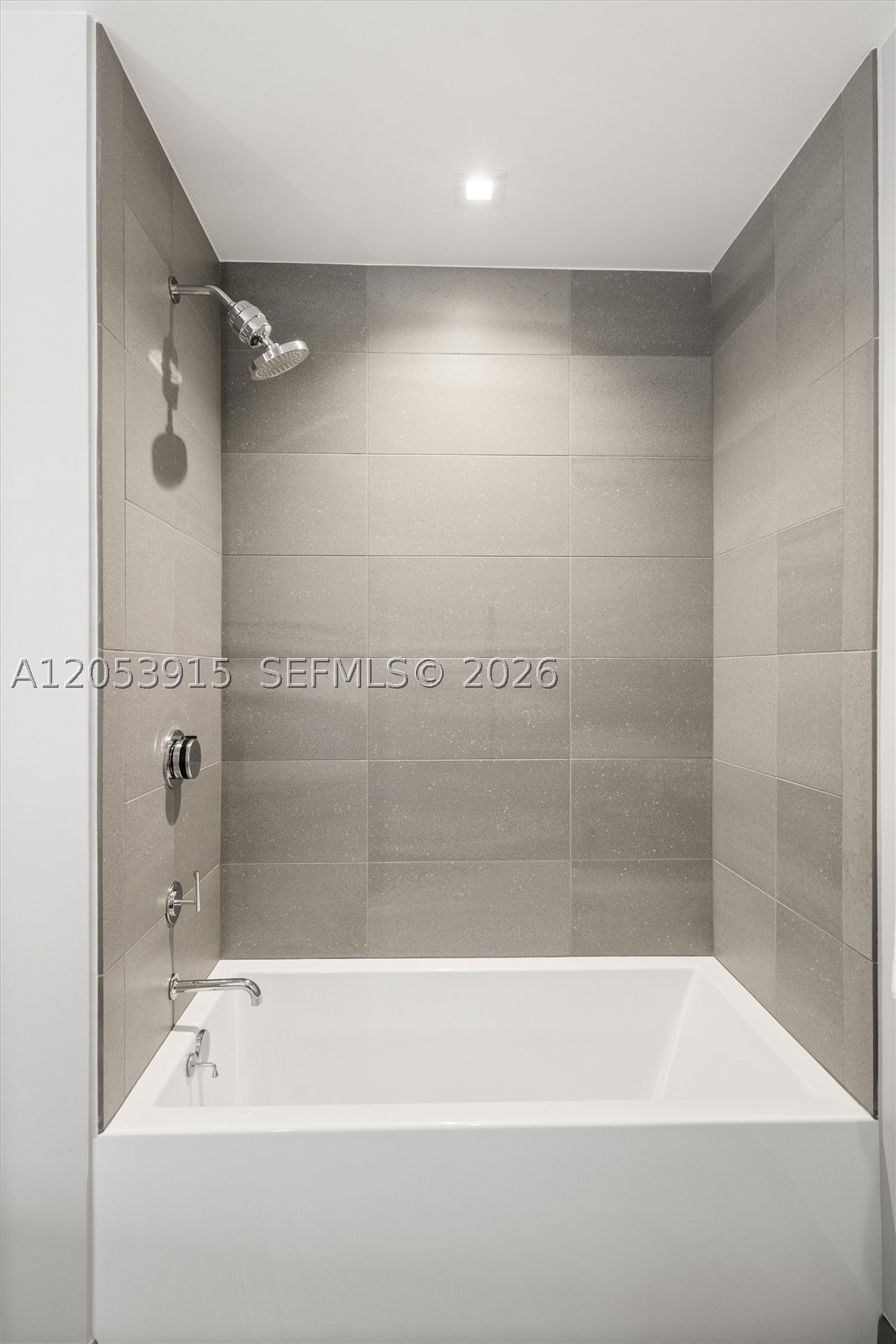 AURA - Residential