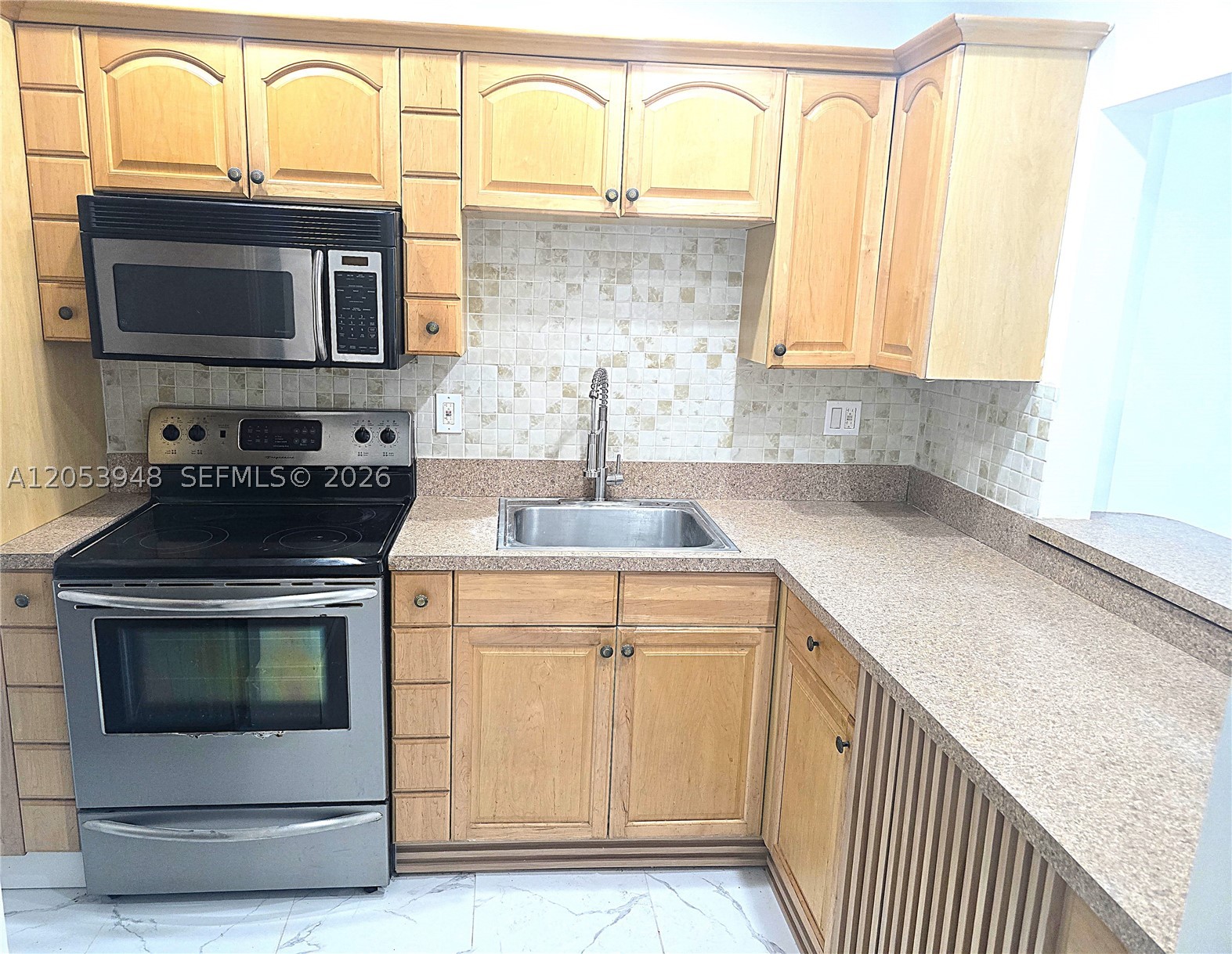 PALMETTO SPRINGS CONDO VI - Residential