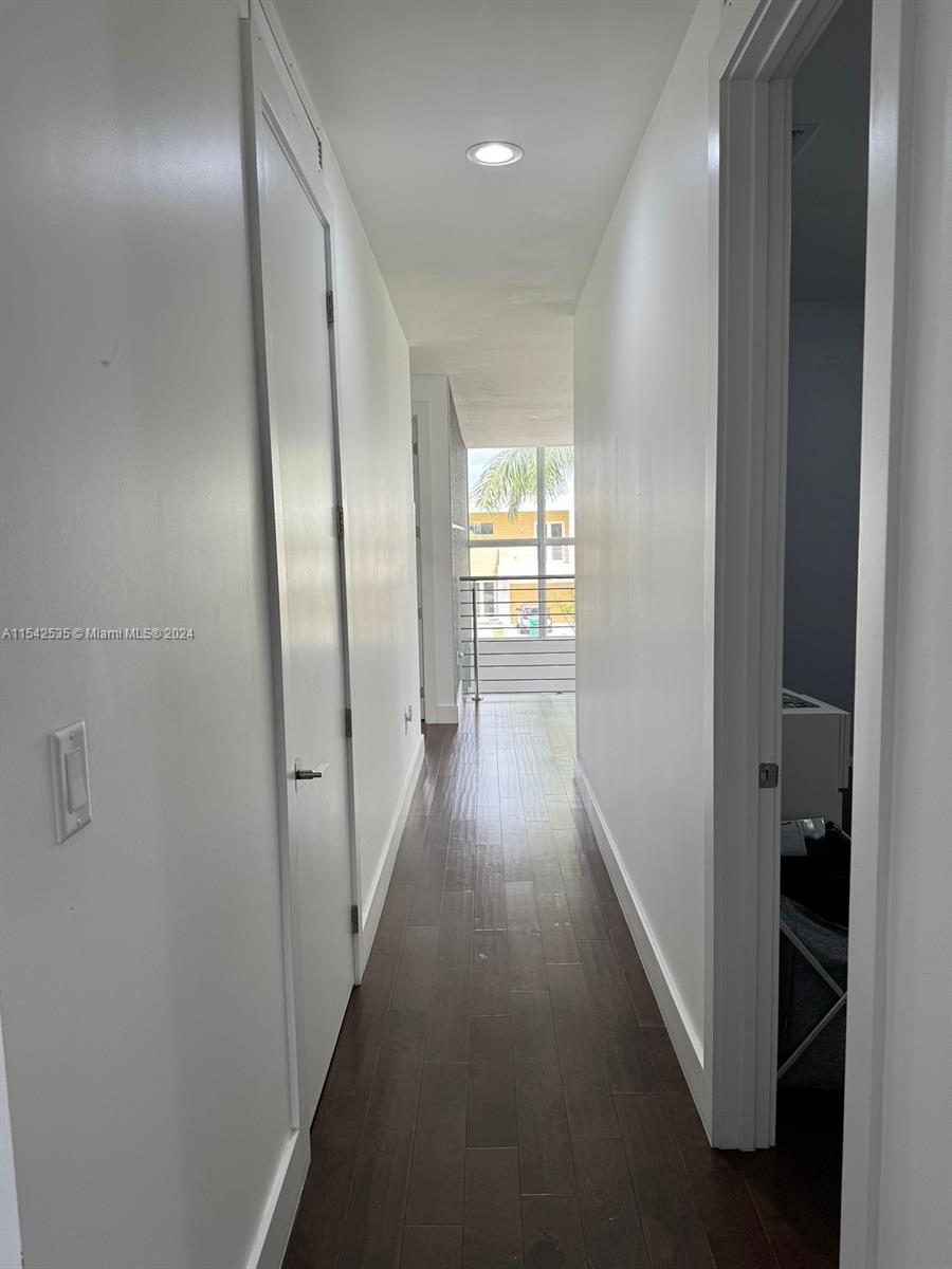 DORAL COMMONS RESIDENTIAL - Residential
