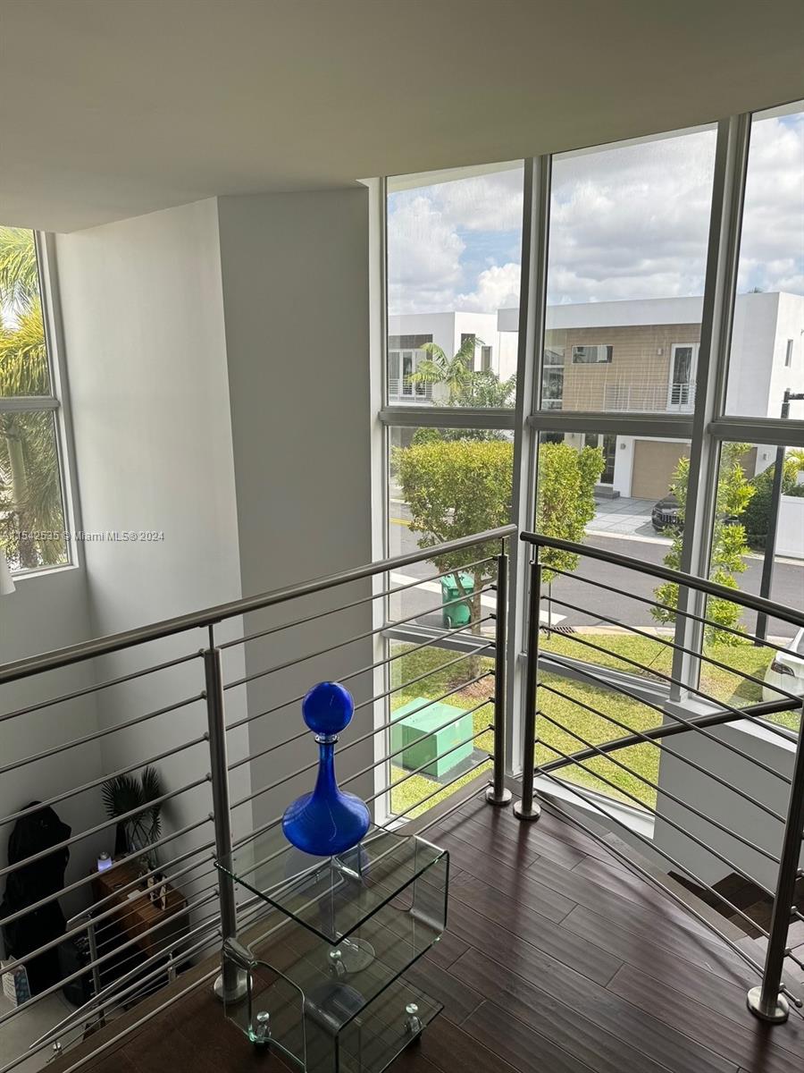 DORAL COMMONS RESIDENTIAL - Residential