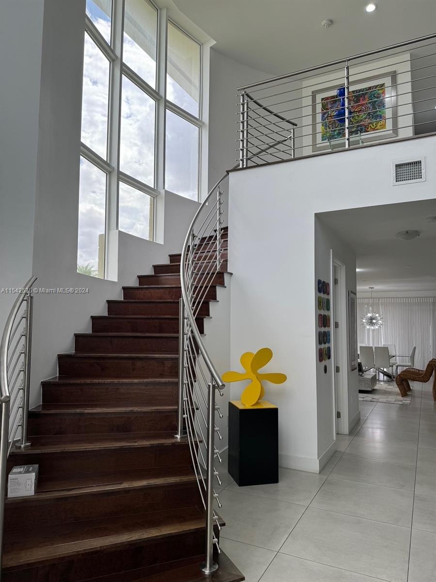 DORAL COMMONS RESIDENTIAL - Residential