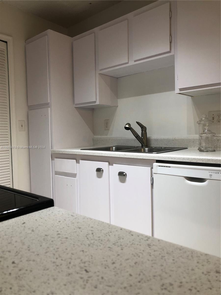 STURBRIDGE VILLAGE - Residential