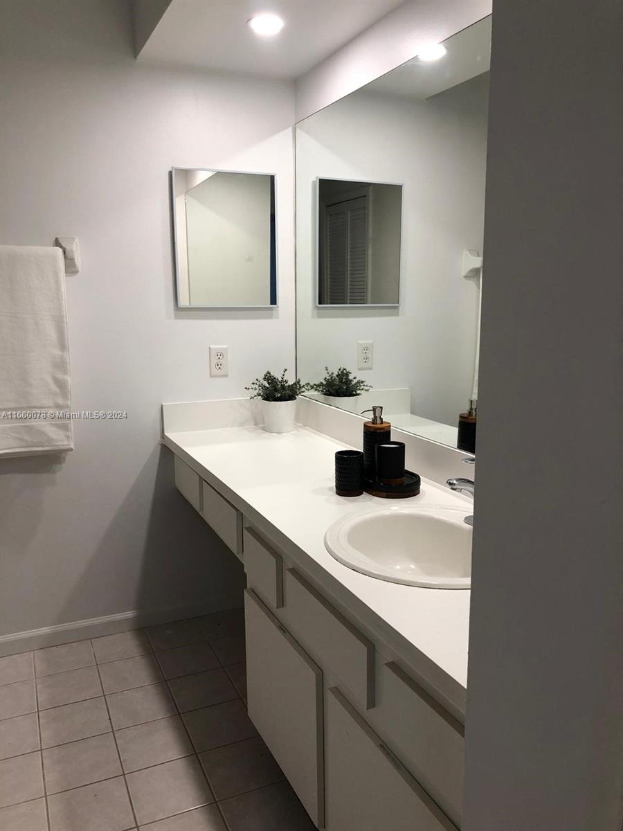 STURBRIDGE VILLAGE - Residential