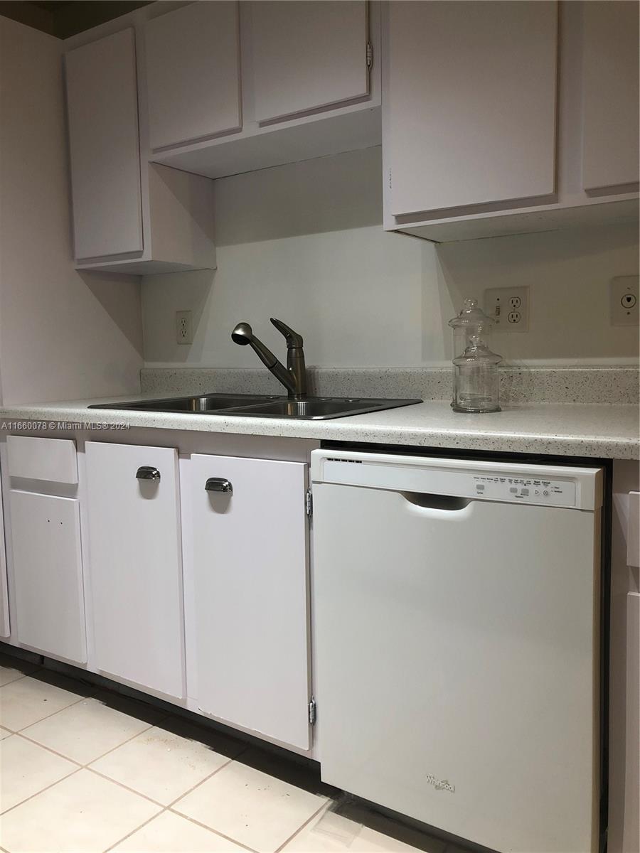 STURBRIDGE VILLAGE - Residential
