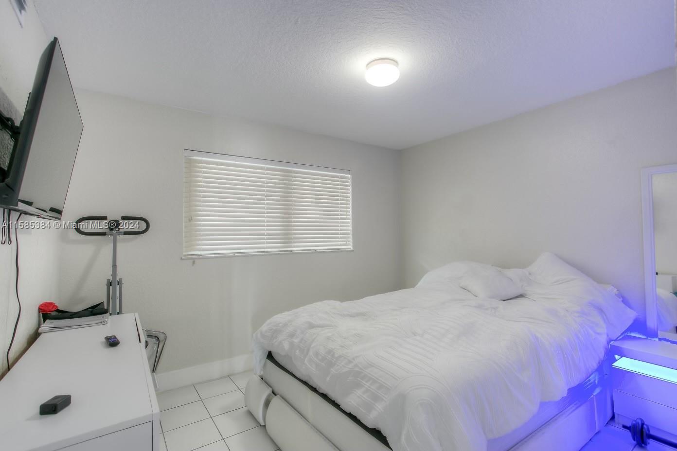 VISTA DEL LAGO I CONDO - Residential