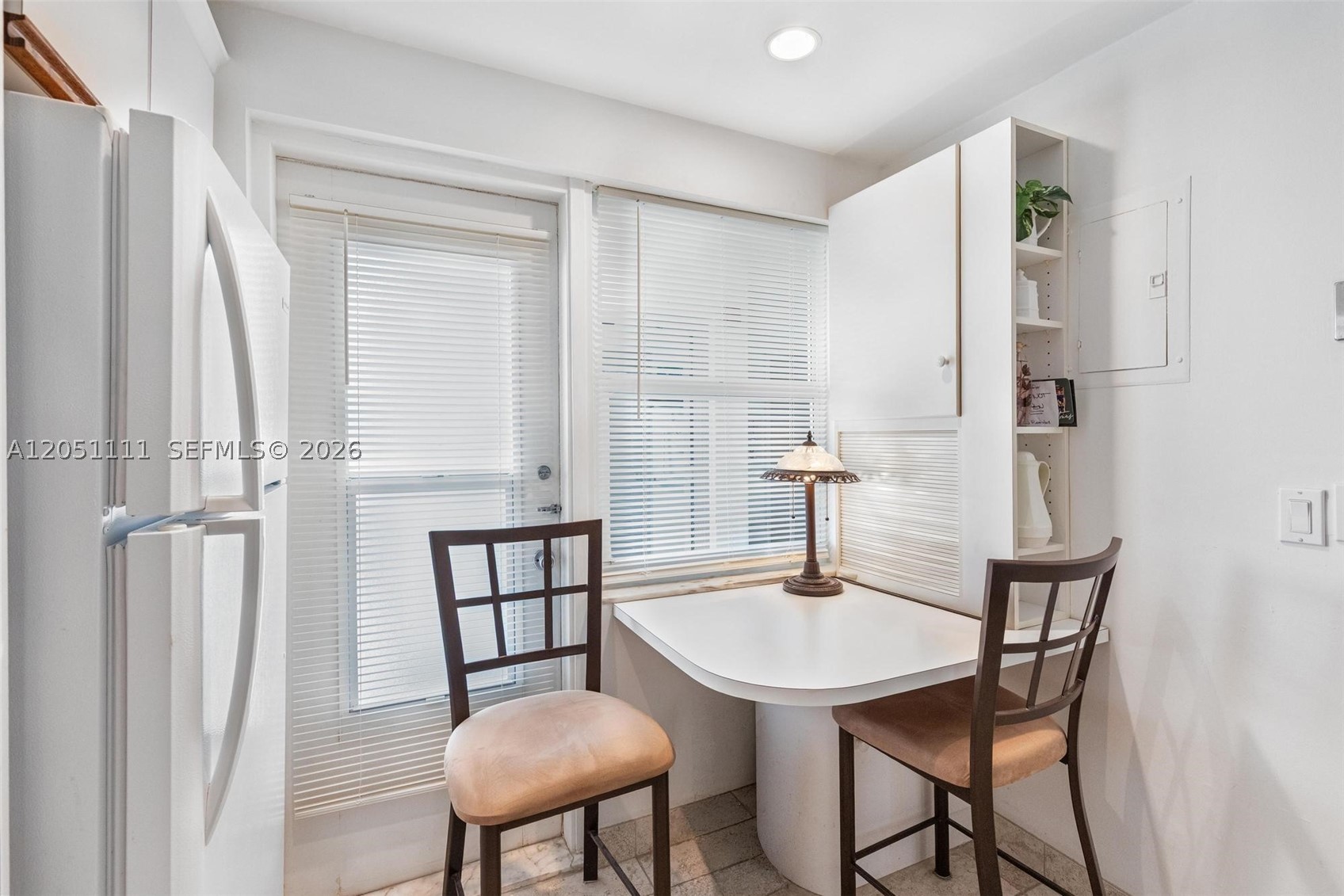 GOLDEN VIEW CONDO - Residential