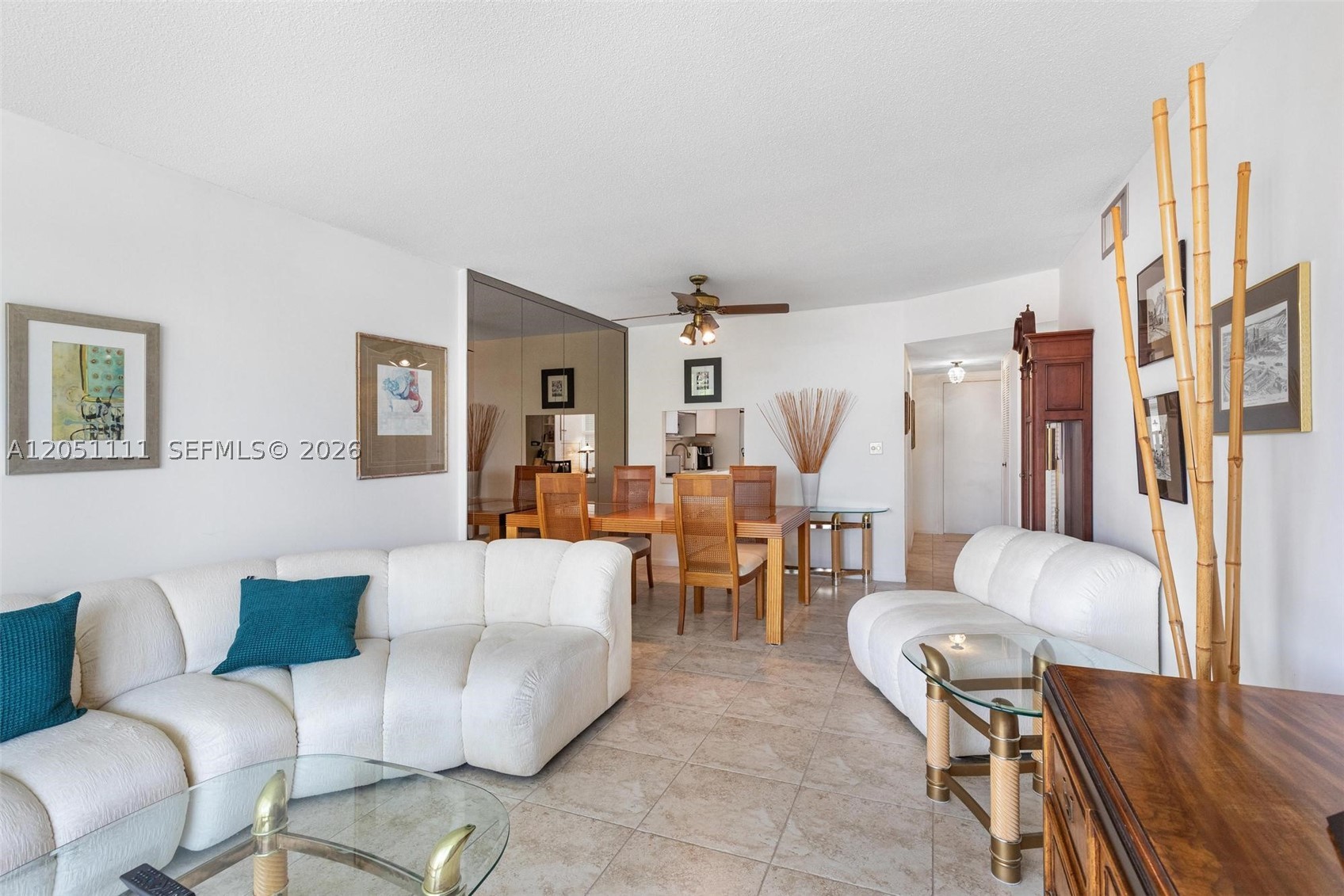 GOLDEN VIEW CONDO - Residential