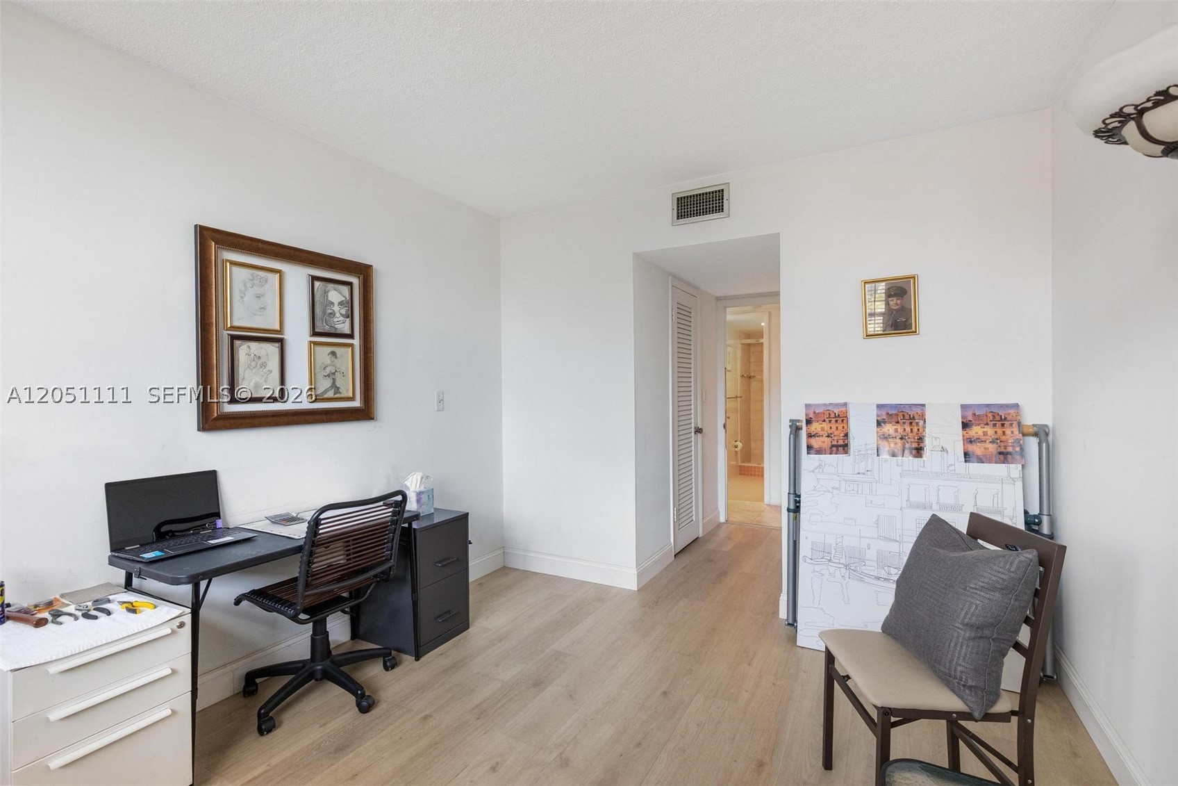GOLDEN VIEW CONDO - Residential
