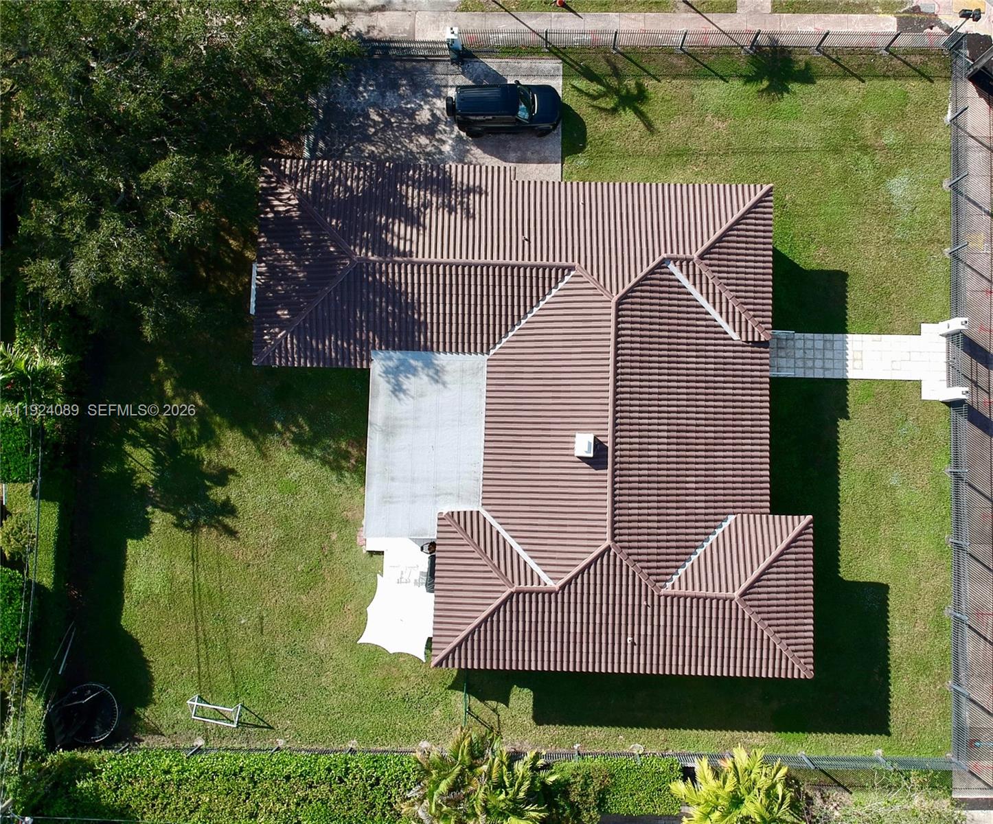 CORAL GABLE COUNTRY CLUB - Residential