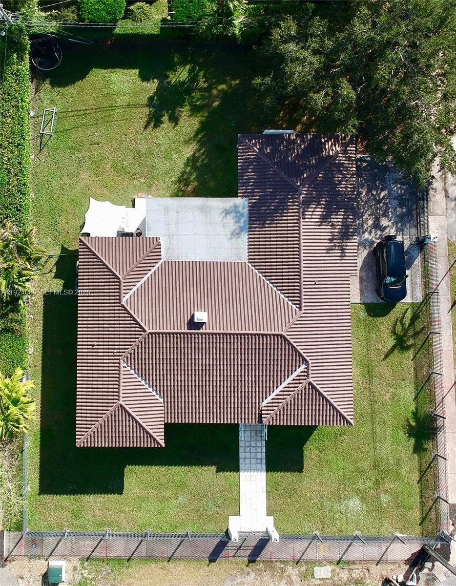 CORAL GABLE COUNTRY CLUB - Residential