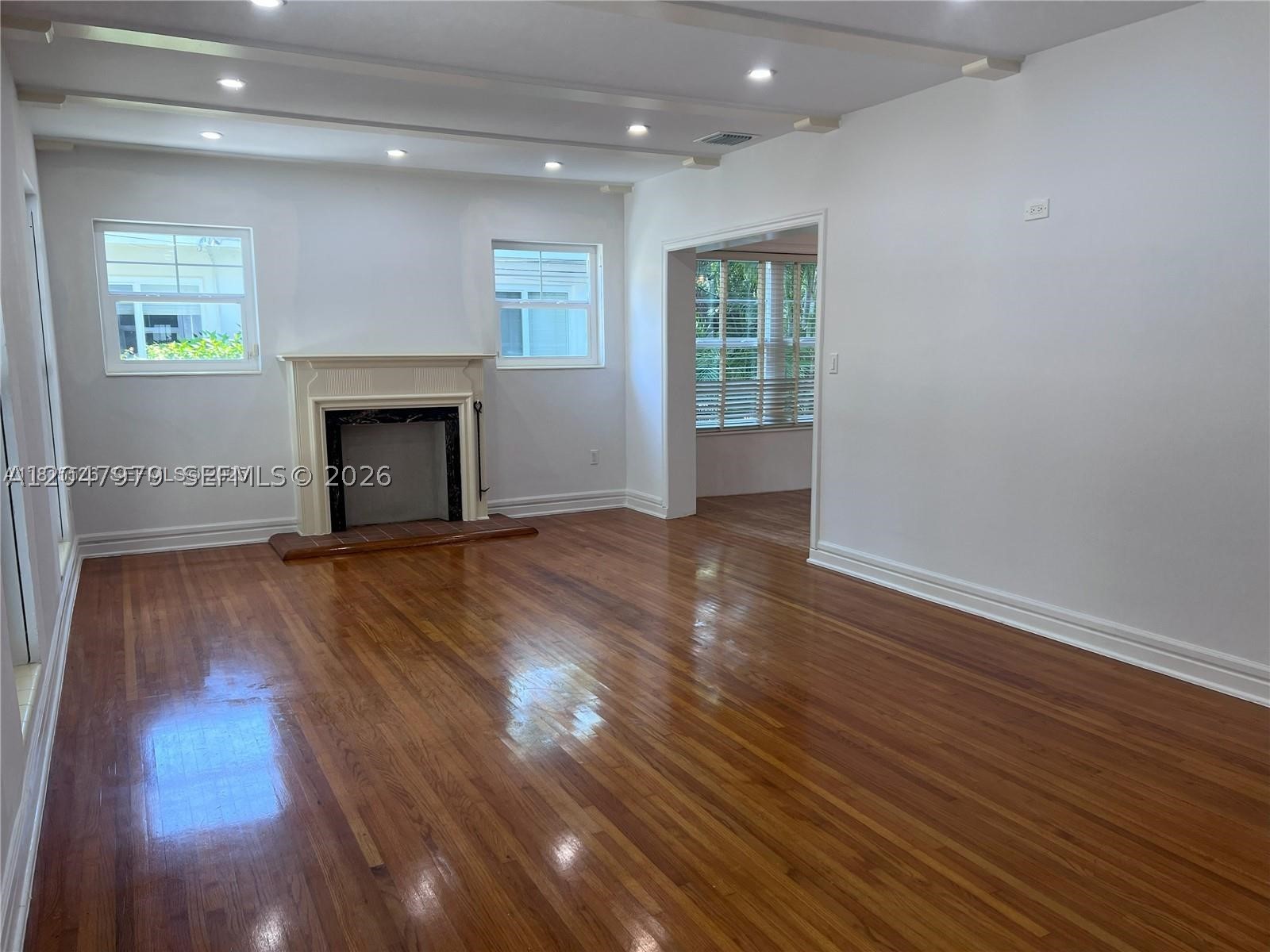CORAL GABLES RIVIERA SEC - Residential Lease