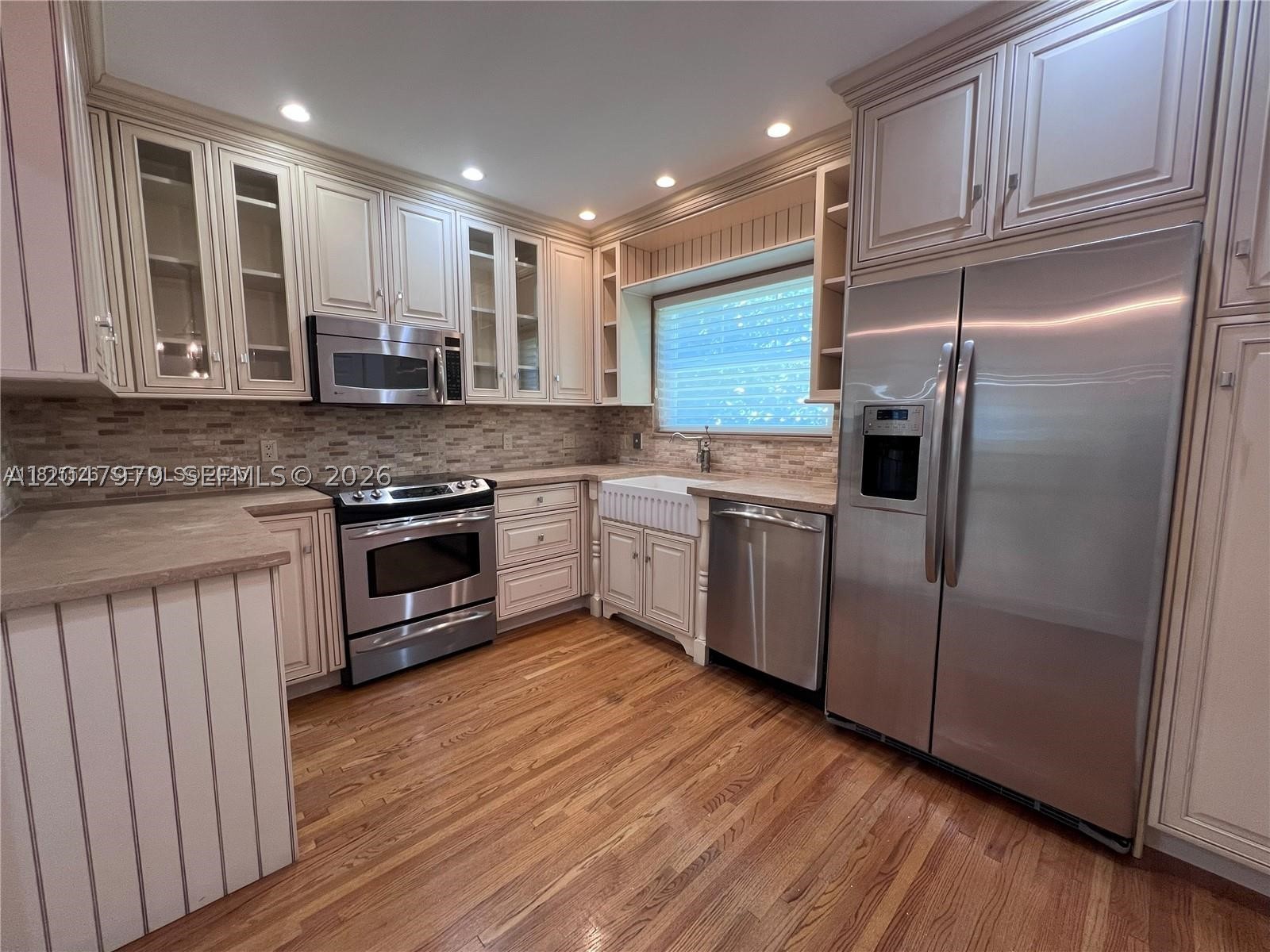 CORAL GABLES RIVIERA SEC - Residential Lease