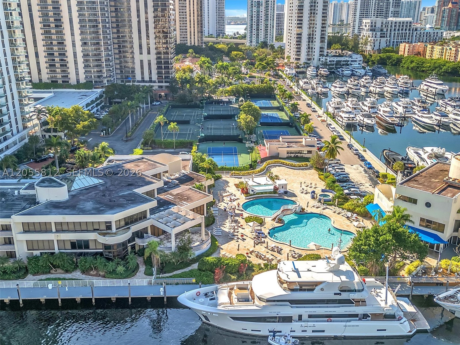 TURNBERRY ISLE CONDO - Residential Lease