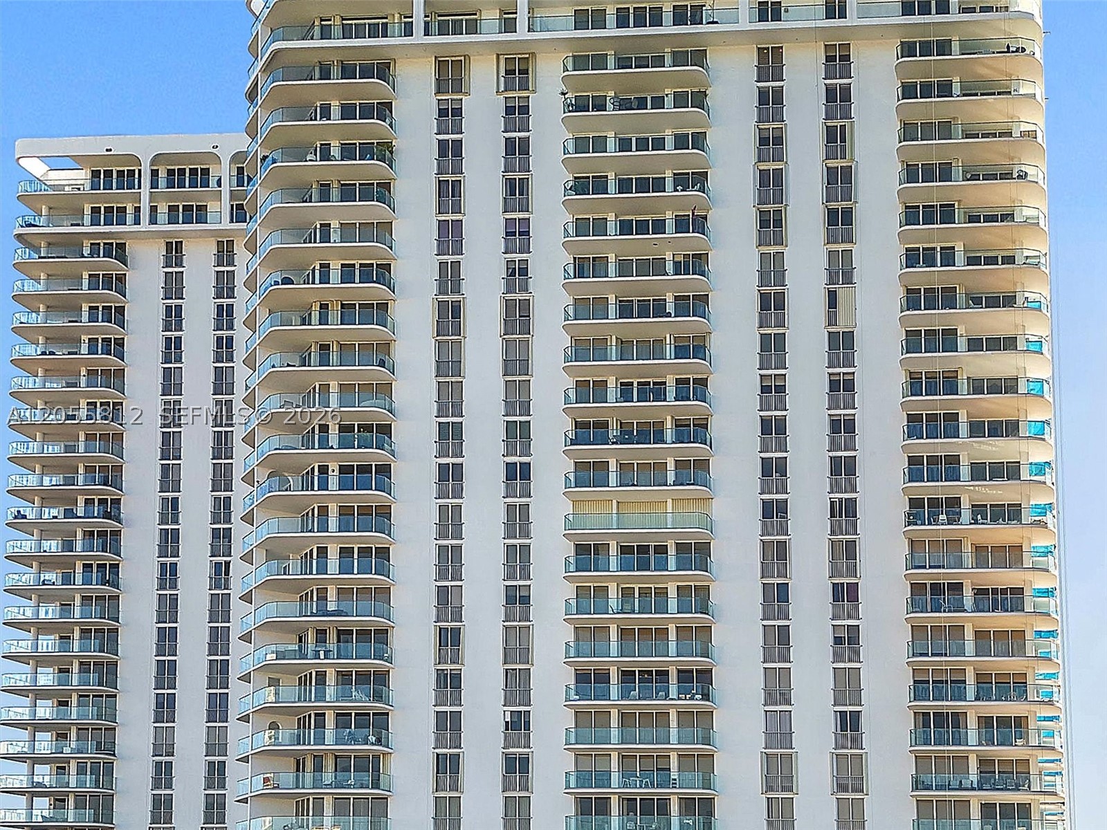 TURNBERRY ISLE CONDO - Residential Lease