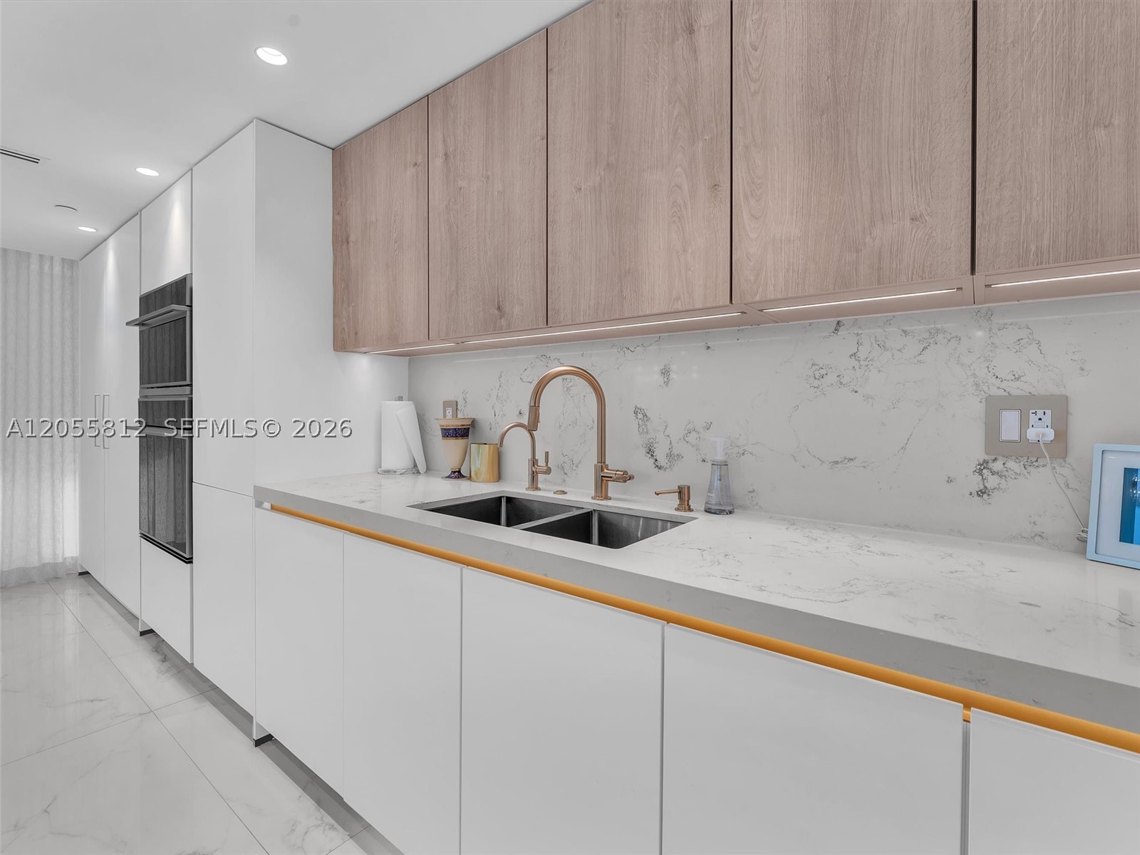 TURNBERRY ISLE CONDO - Residential Lease