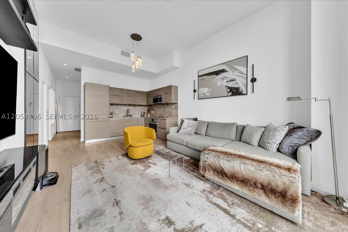 1300 S Miami Ave Residence - Residential