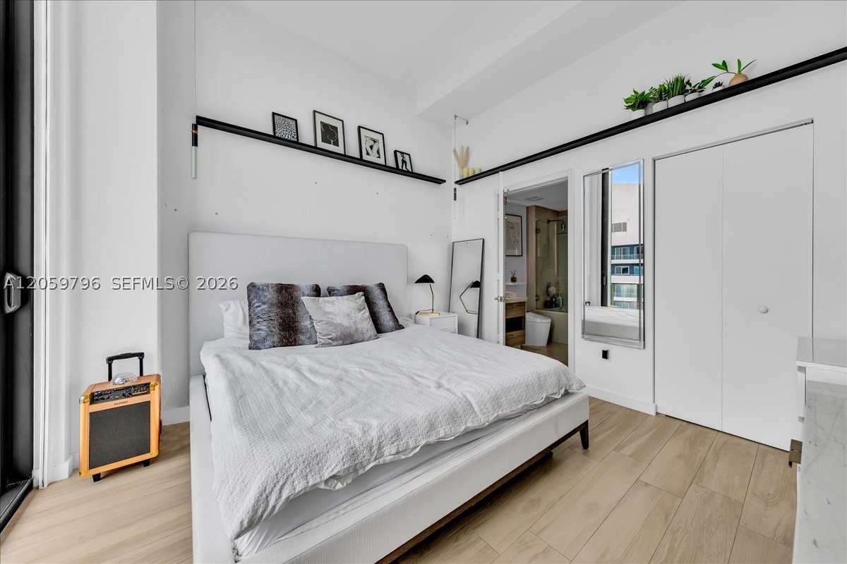 1300 S Miami Ave Residence - Residential