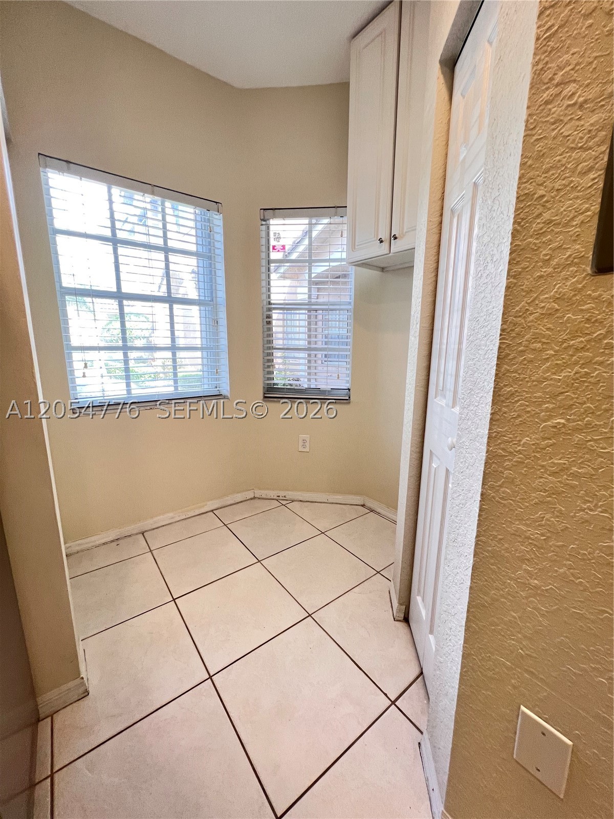 LAS BRISAS AT DORAL CONDO - Residential Lease