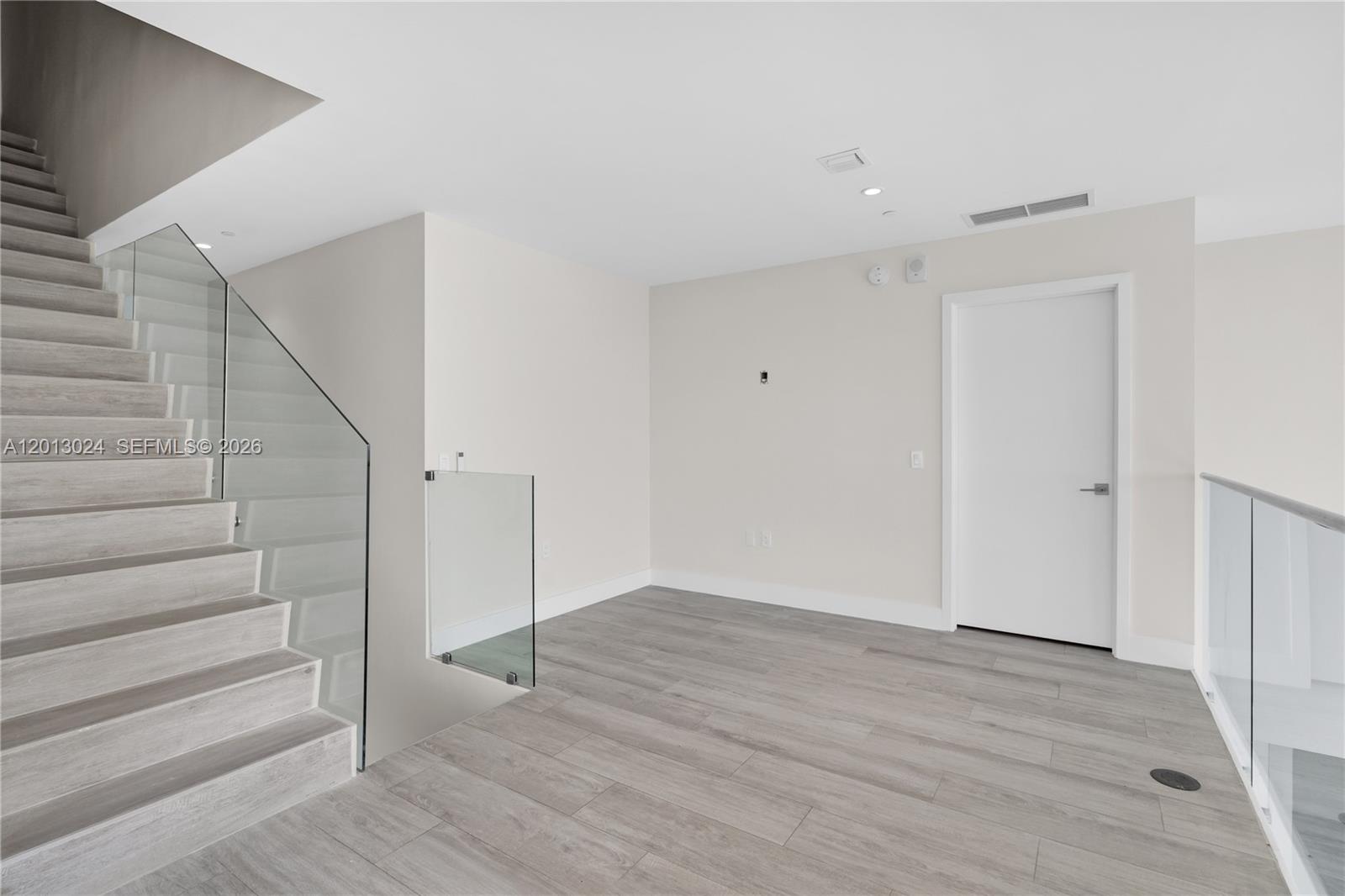 3401 MIDTOWN CONDO - Residential