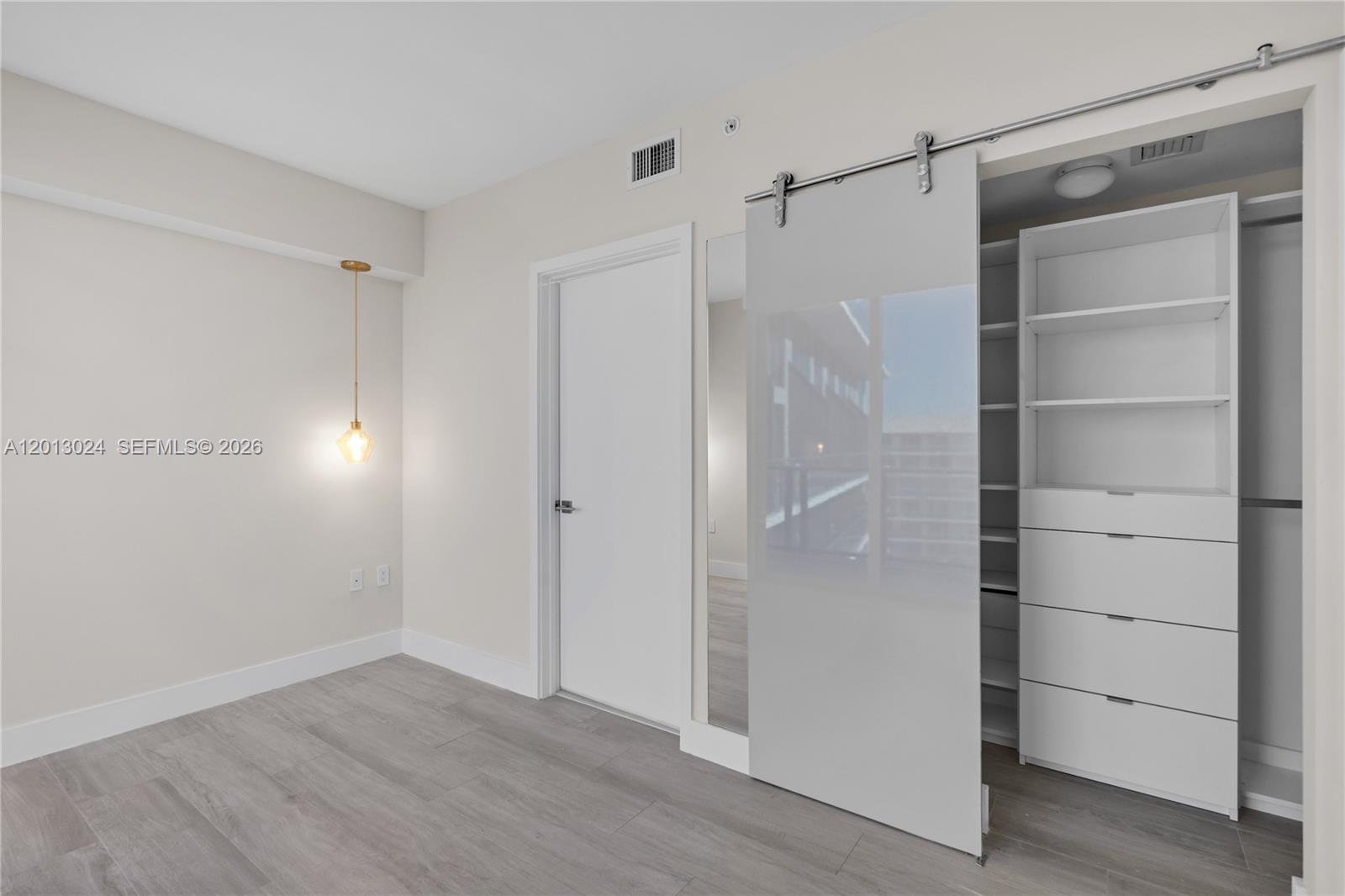 3401 MIDTOWN CONDO - Residential