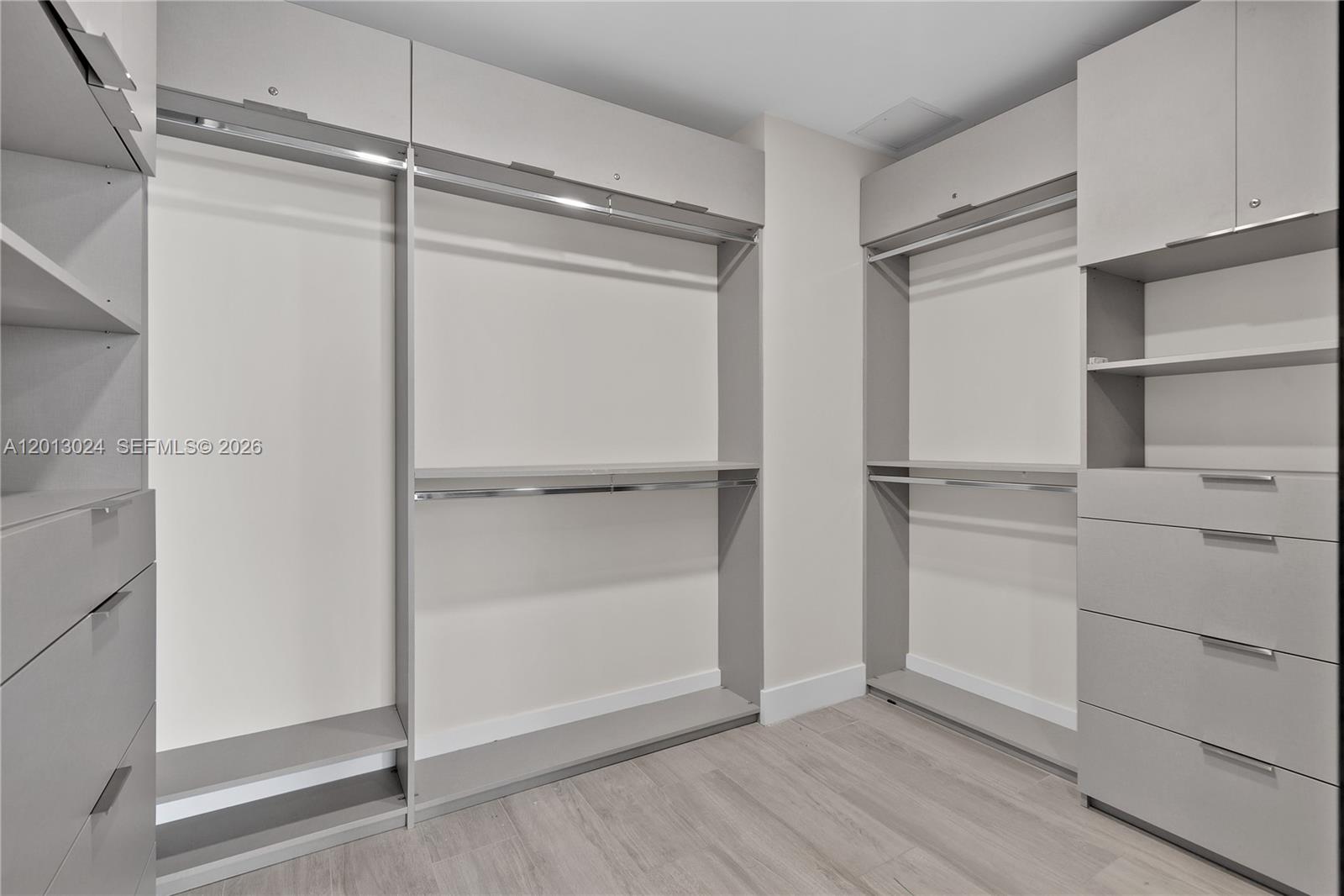 3401 MIDTOWN CONDO - Residential