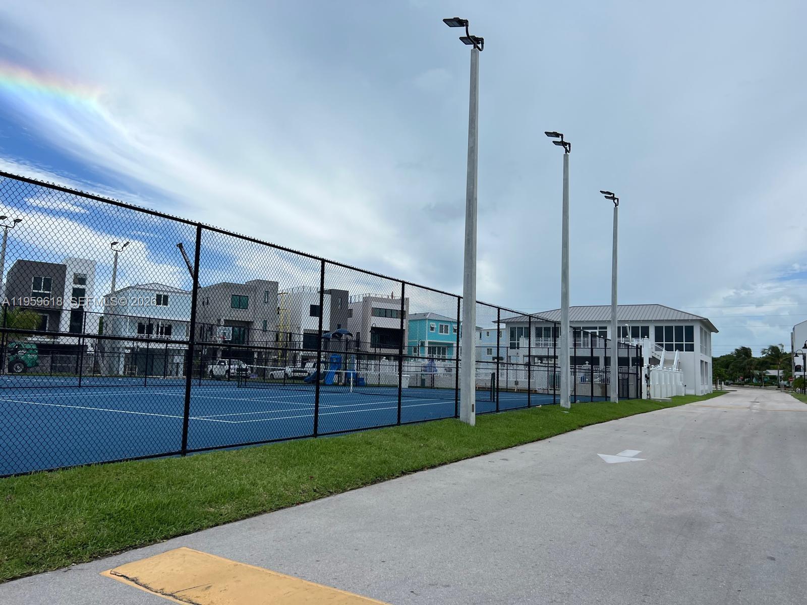 KEY LARGO OCEAN RESORT CO - Residential