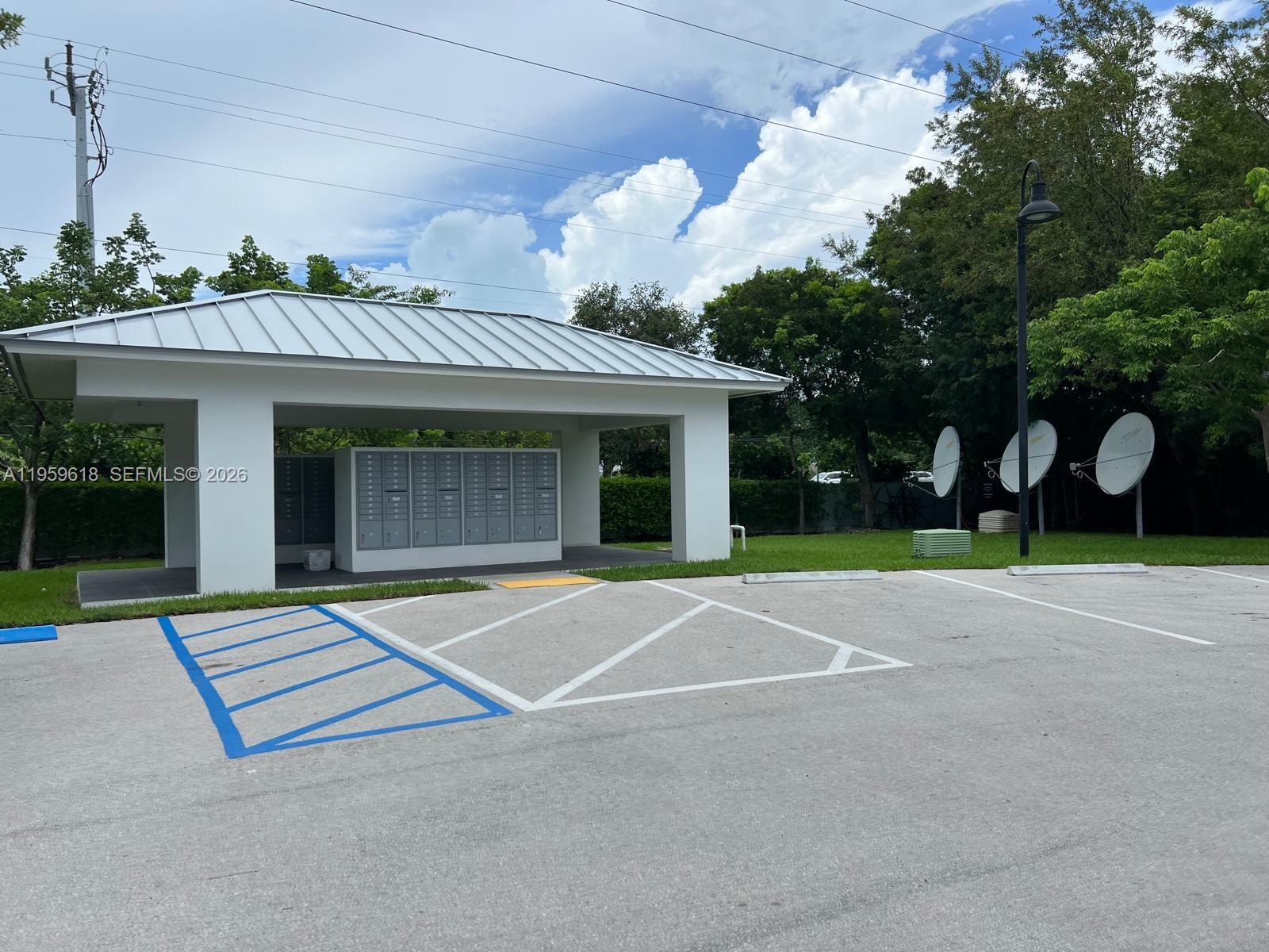 KEY LARGO OCEAN RESORT CO - Residential