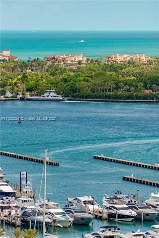 THE FLORIDIAN CONDO - Residential Lease