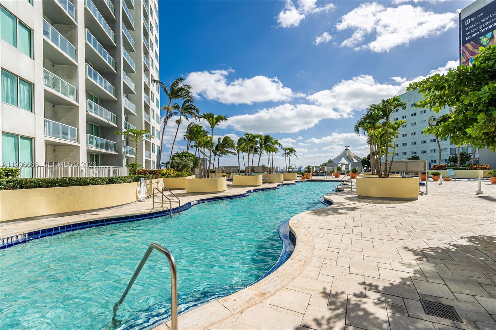 VIZCAYNE NORTH CONDO - Residential