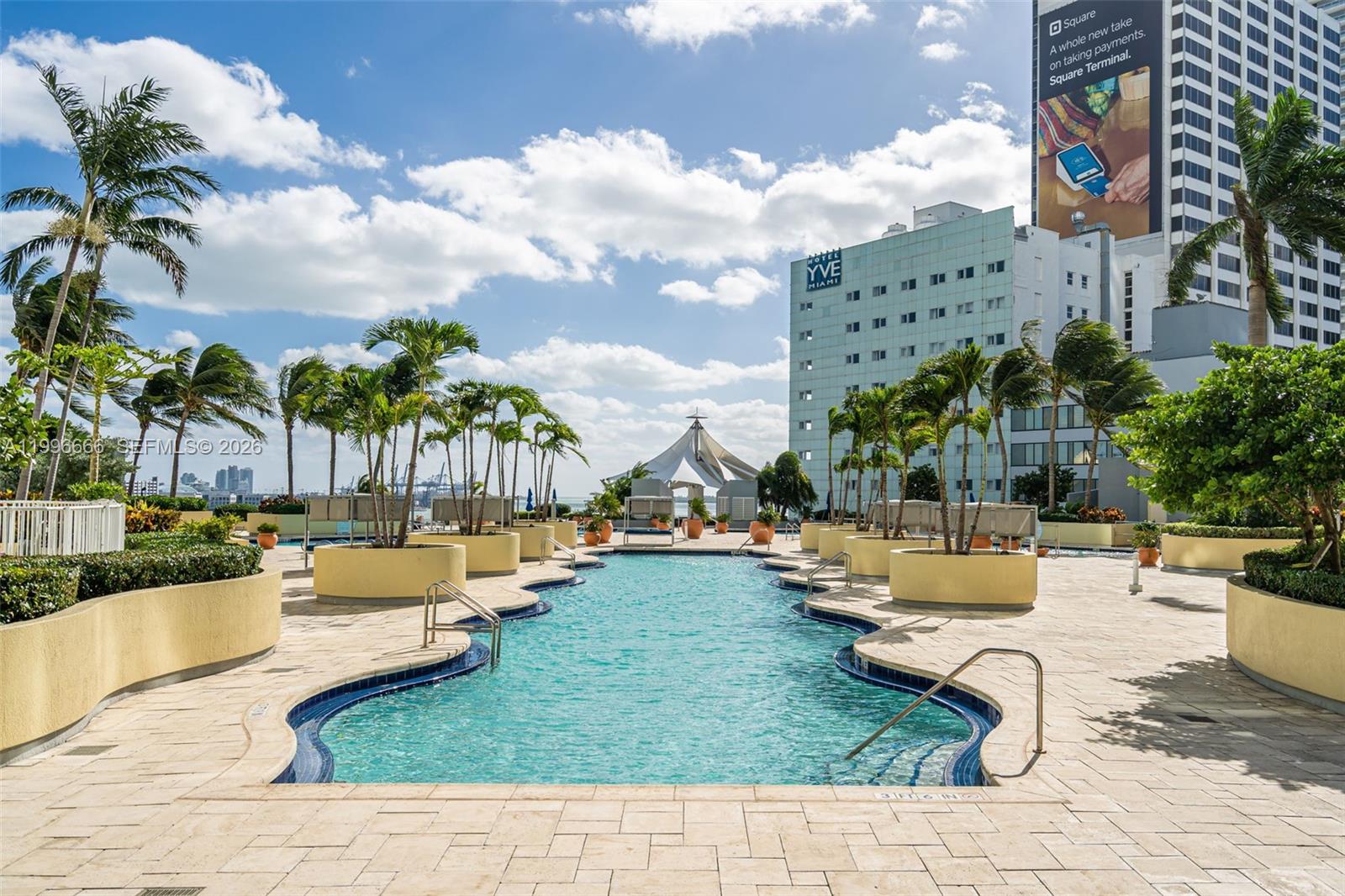 VIZCAYNE NORTH CONDO - Residential