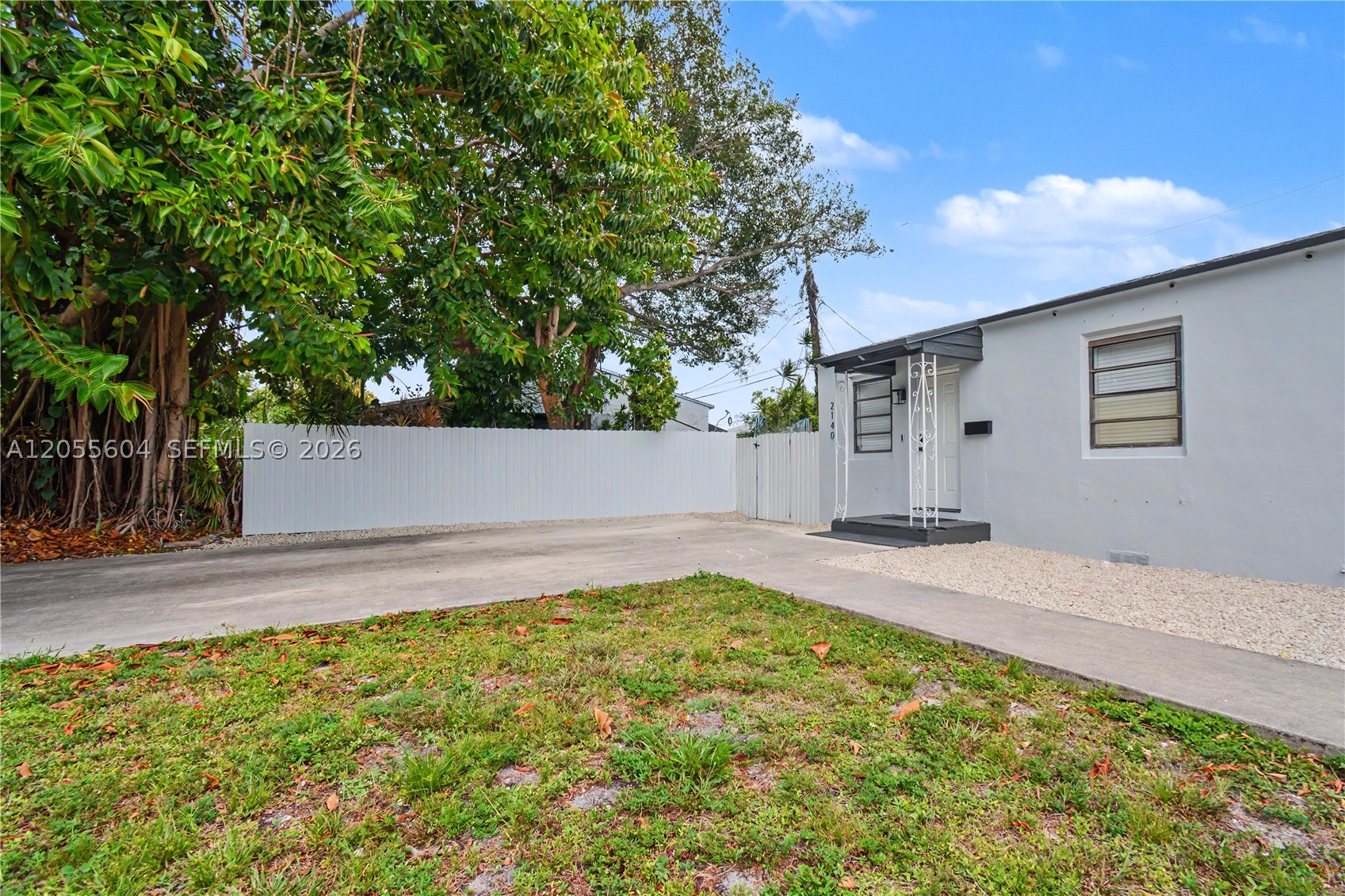 HARRIS ESTATES - Residential Income