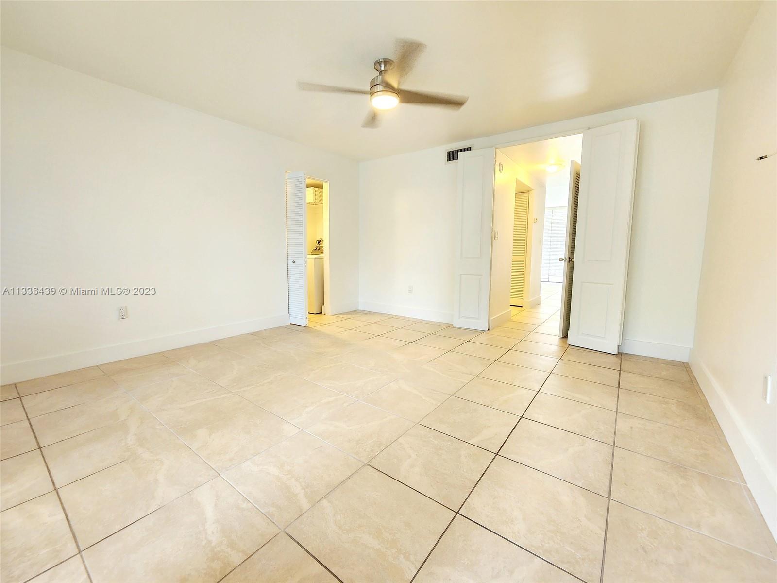 GRAPETREE TOWNHOUSE CONDO - Residential Lease