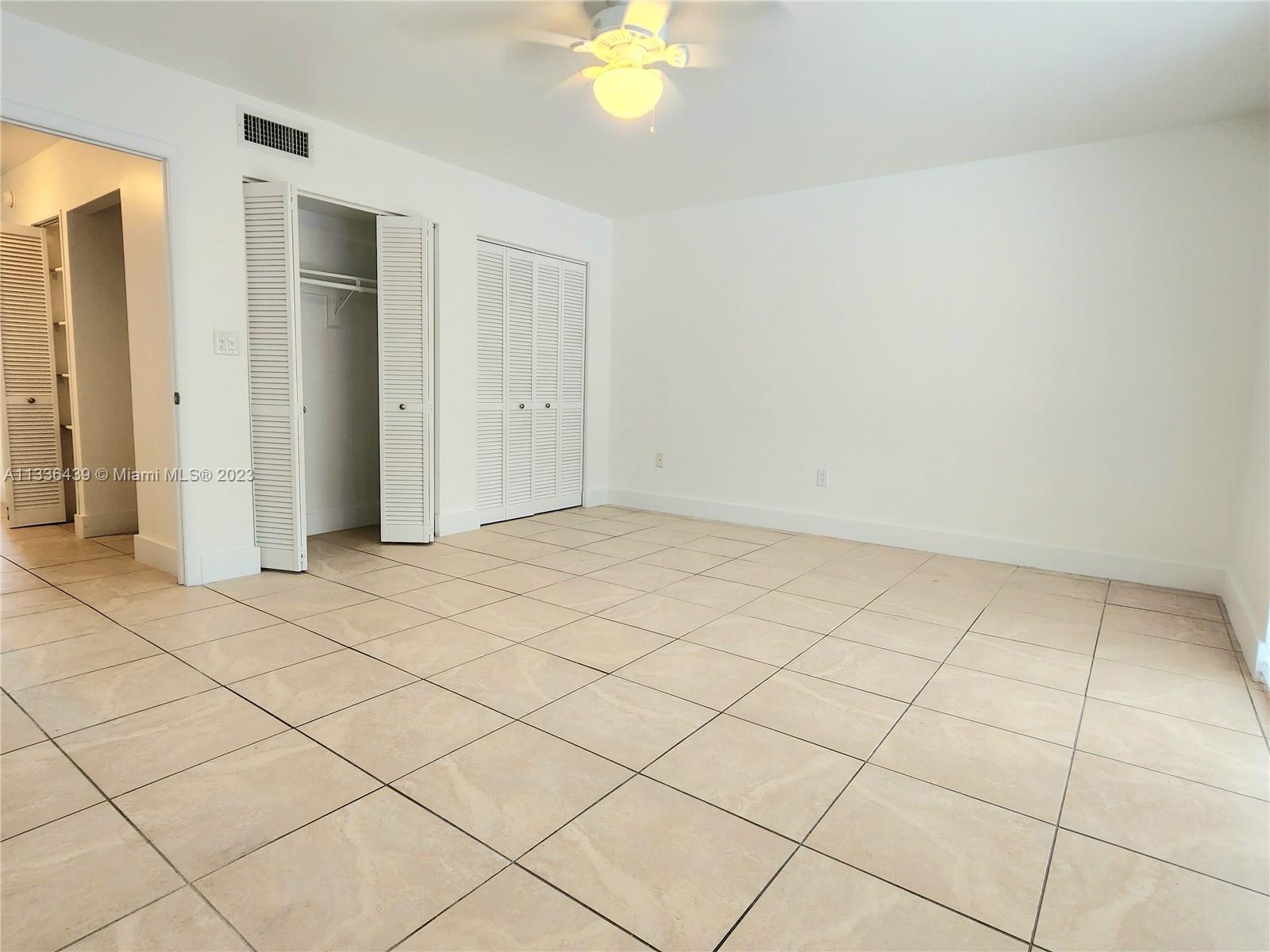 GRAPETREE TOWNHOUSE CONDO - Residential Lease