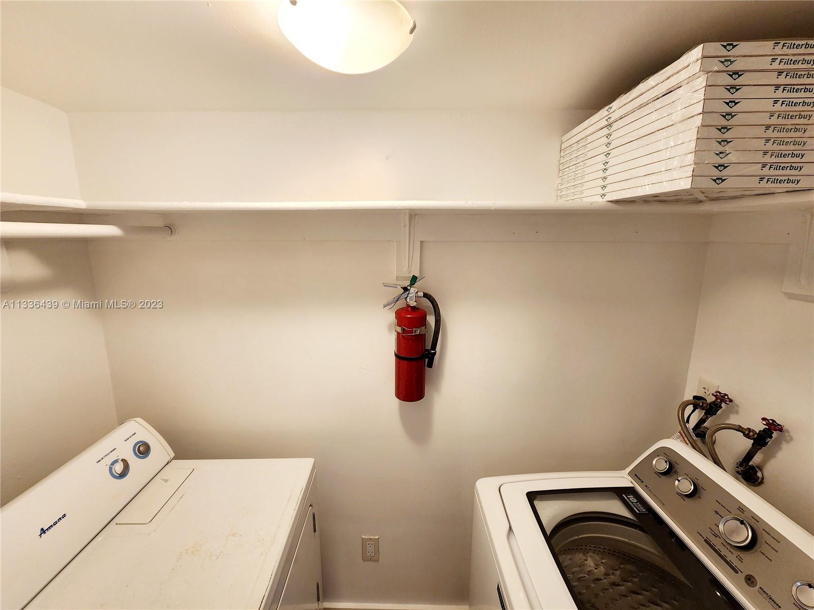 GRAPETREE TOWNHOUSE CONDO - Residential Lease