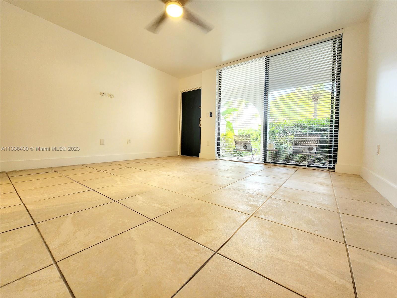 GRAPETREE TOWNHOUSE CONDO - Residential Lease