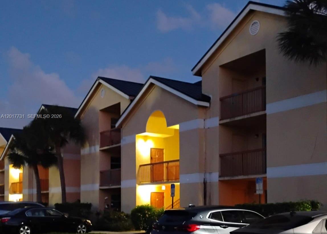 SOUTH PALM PLACE CONDO - Residential
