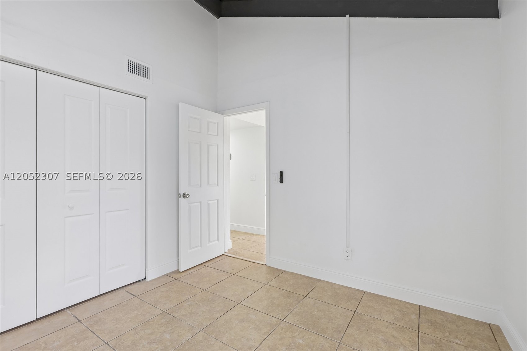 ARROWHEAD GOLF AND TENNIS - Residential