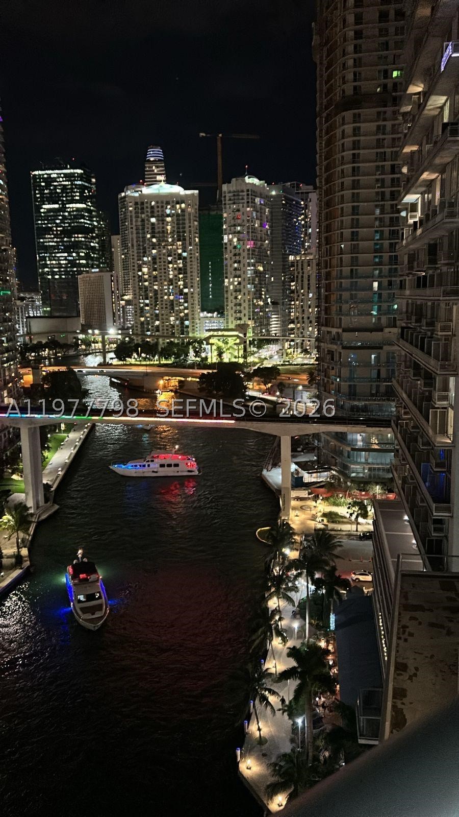 LATITUDE ON THE RIVER CON - Residential