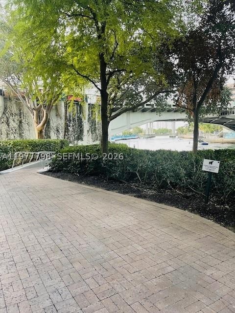 LATITUDE ON THE RIVER CON - Residential
