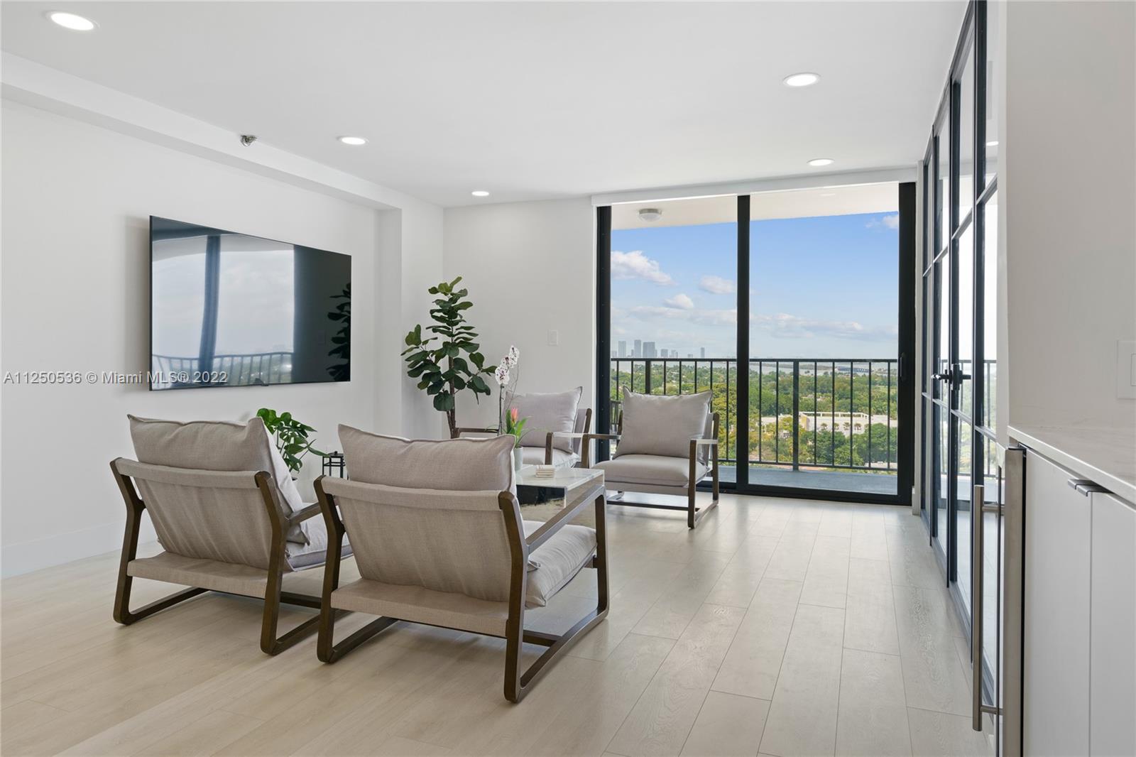 OCEANFRONT PLAZA CONDO - Residential Lease