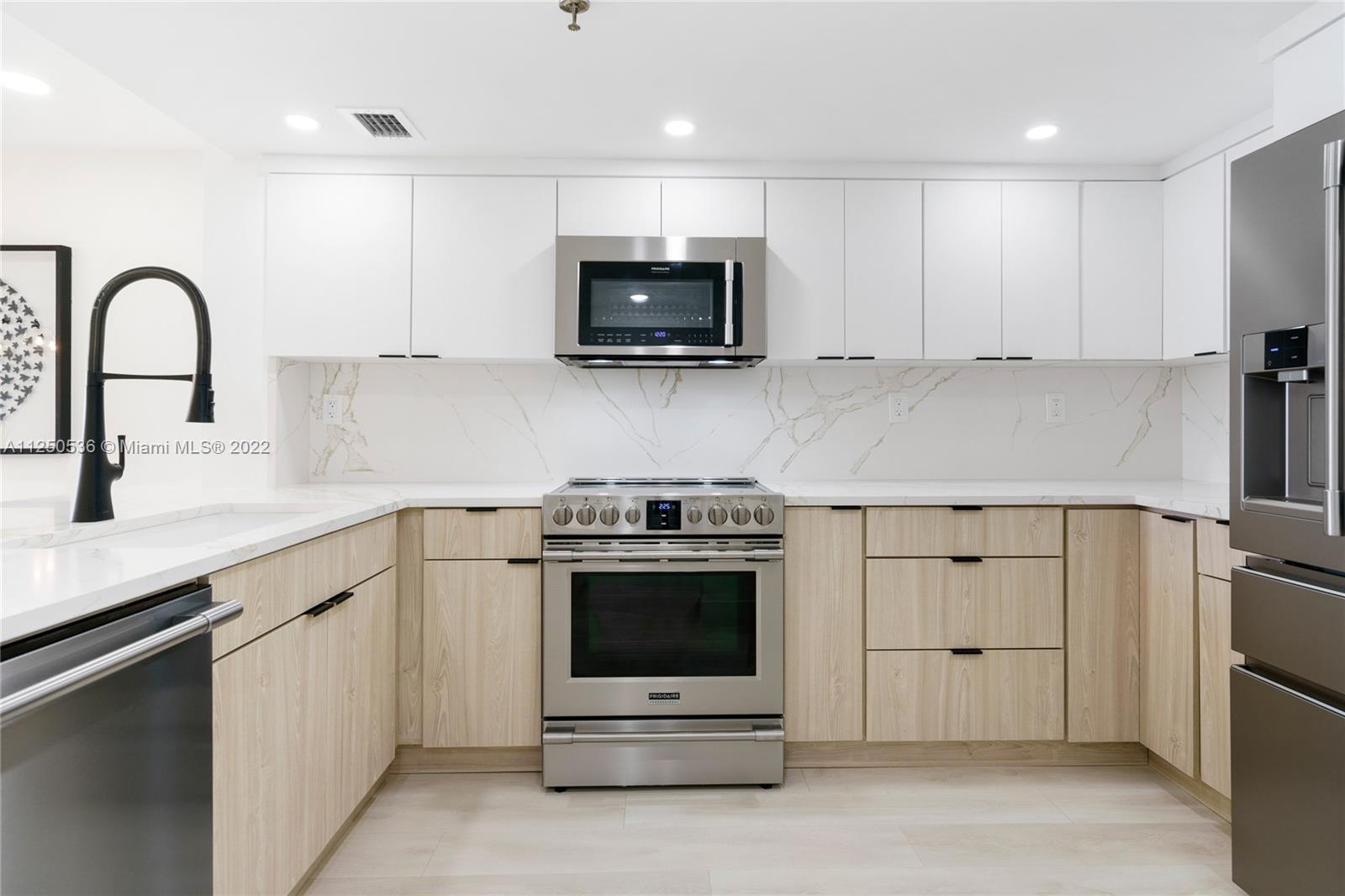 OCEANFRONT PLAZA CONDO - Residential Lease