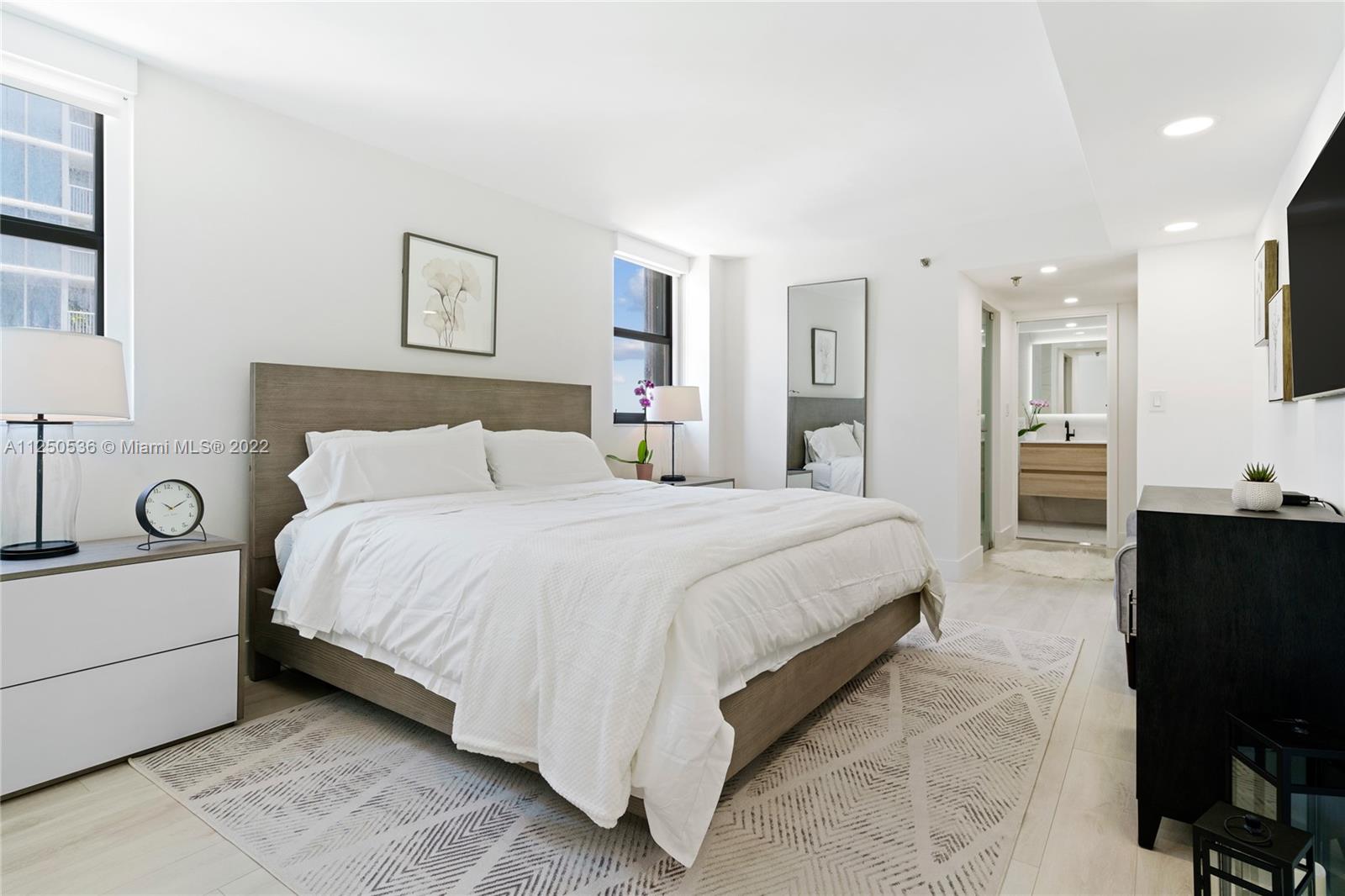 OCEANFRONT PLAZA CONDO - Residential Lease