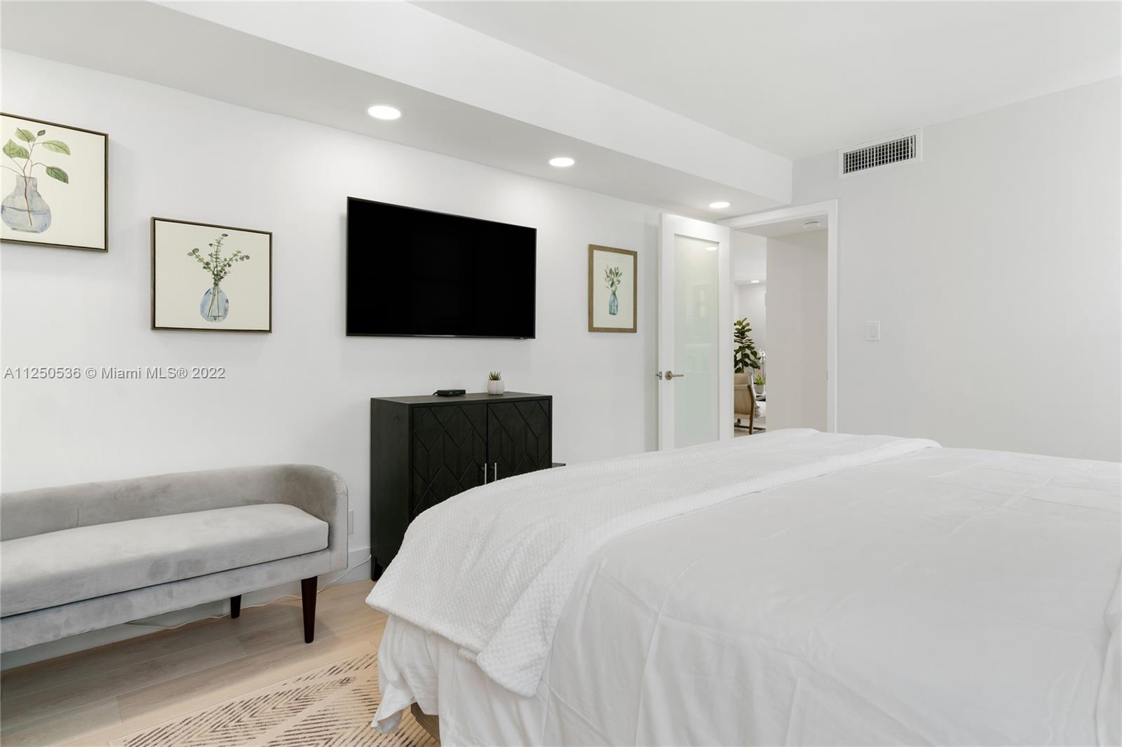 OCEANFRONT PLAZA CONDO - Residential Lease