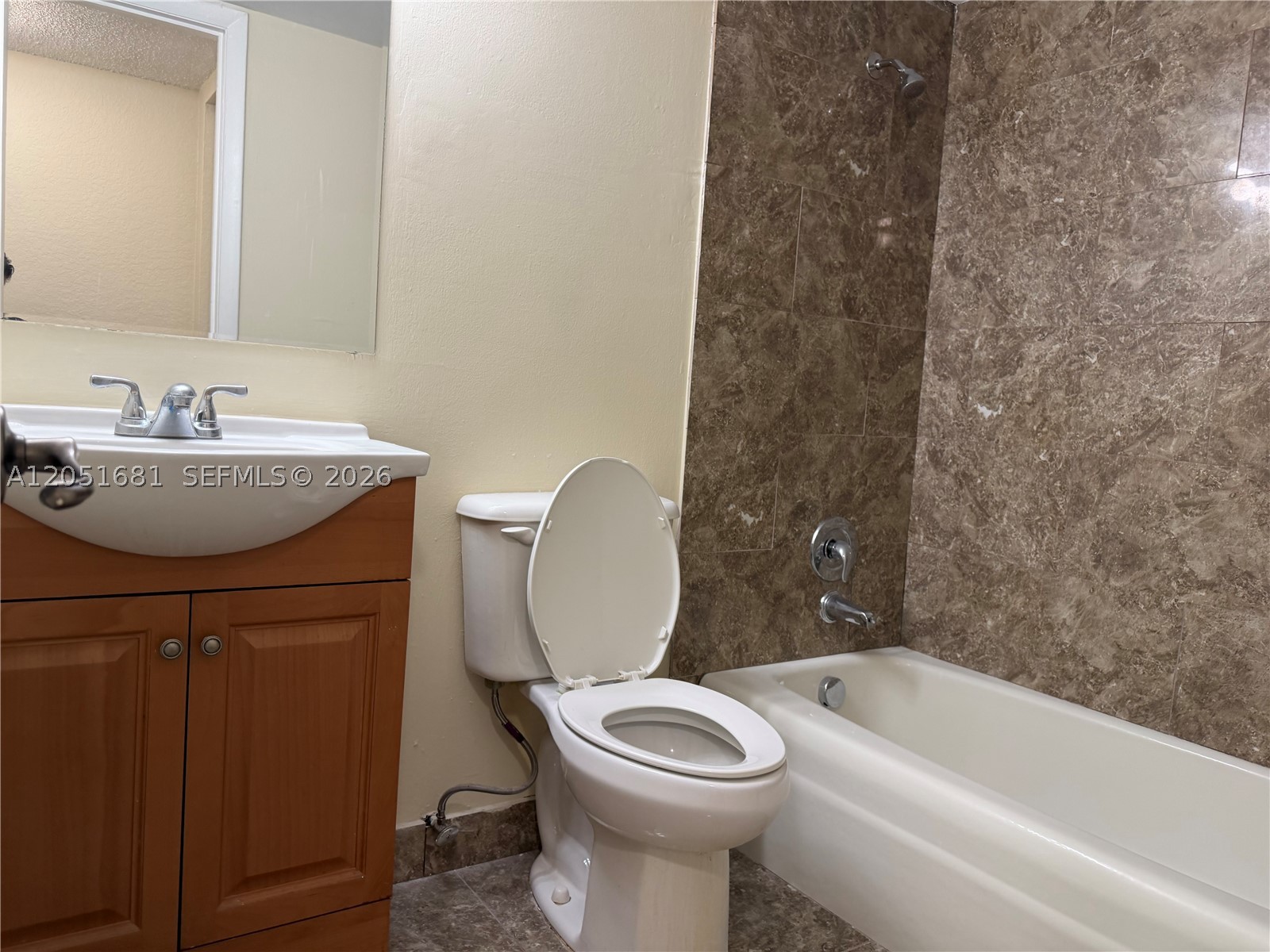 VILLA MADRID I CONDO - Residential