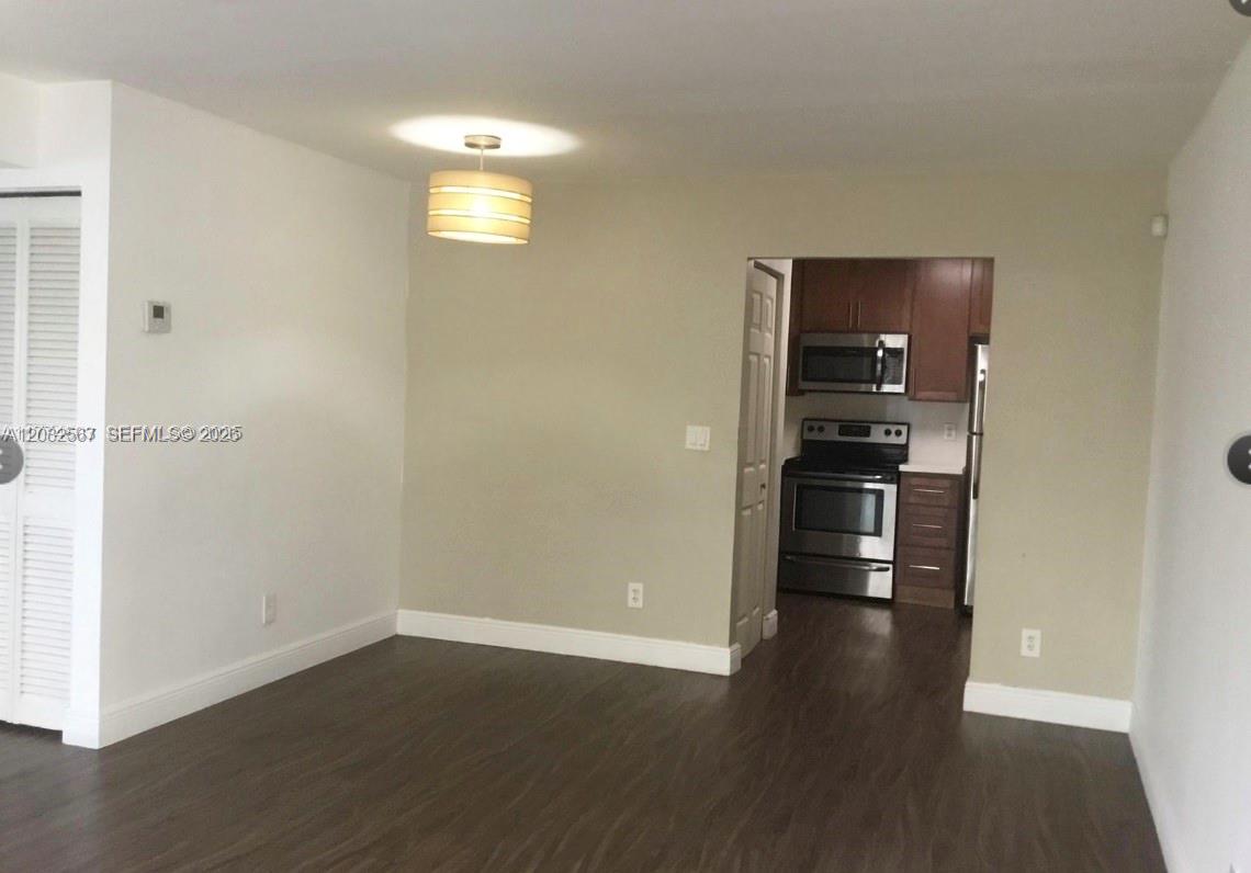 GRENADIER GARDENS - Residential Lease