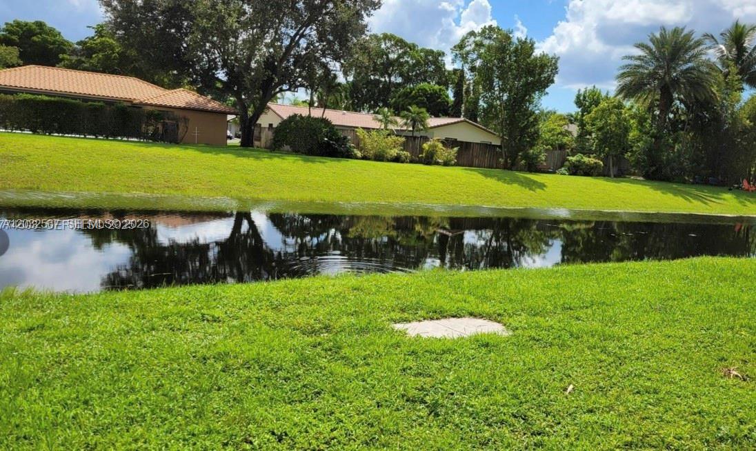 GRENADIER GARDENS - Residential Lease