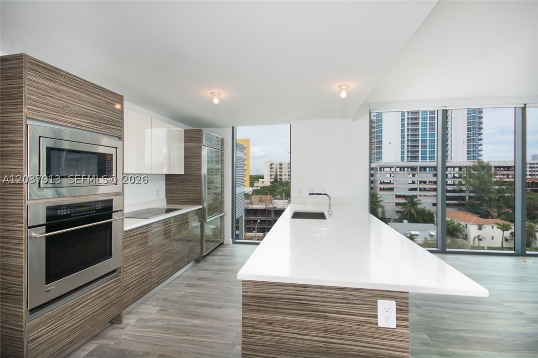 Icon Bay - Residential Lease