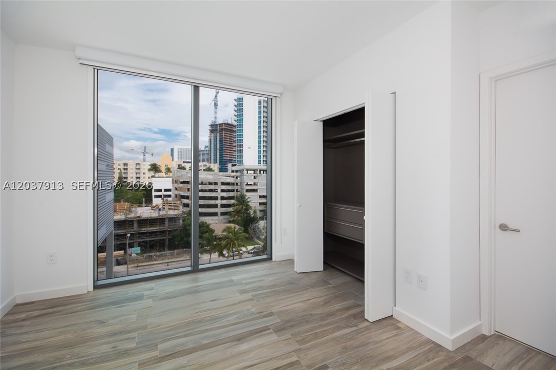 Icon Bay - Residential Lease